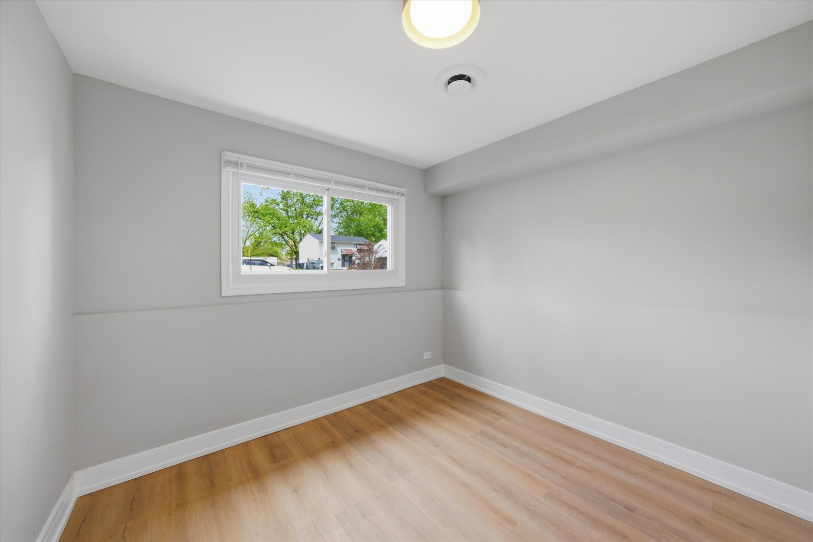 16611 Marshfield Avenue, Markham, IL 60428