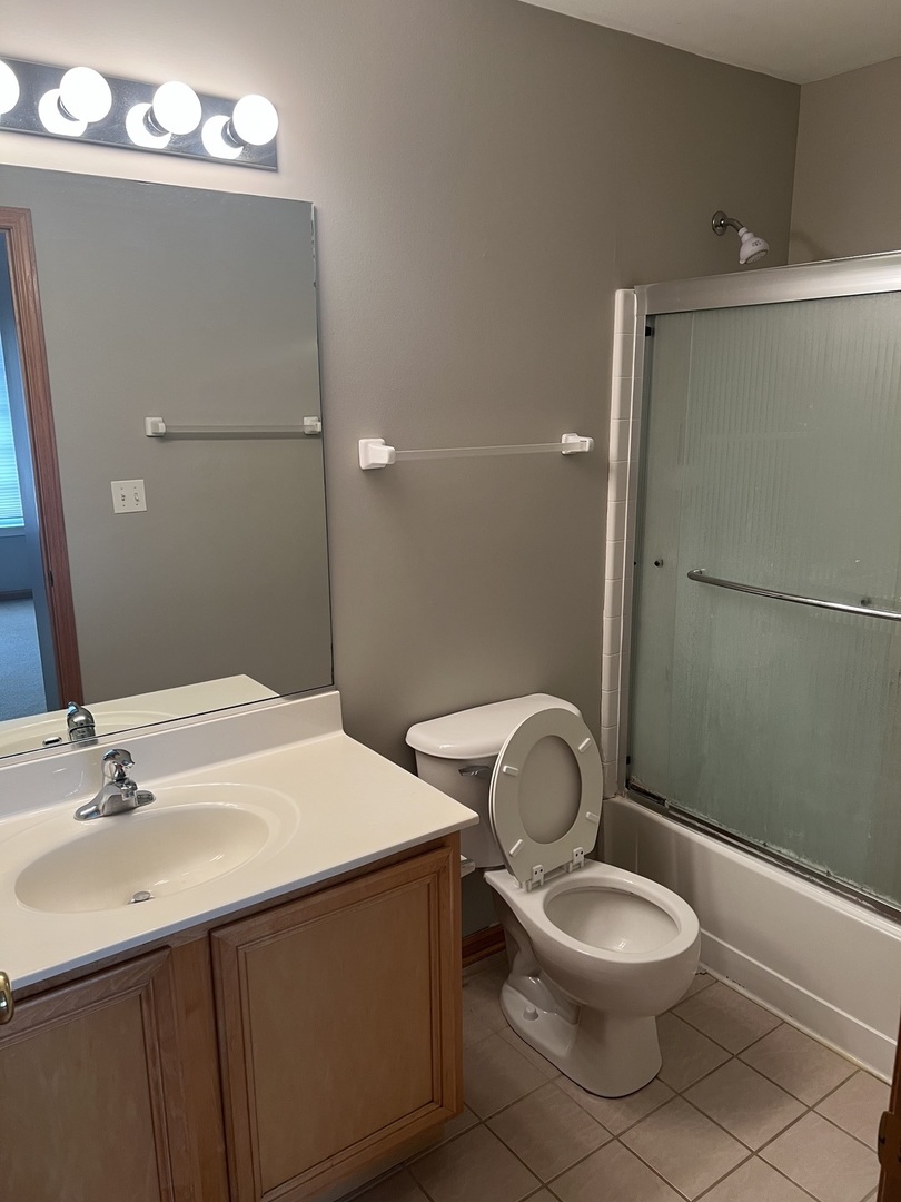 863 PHEASANT Trail, St. Charles, IL 60174