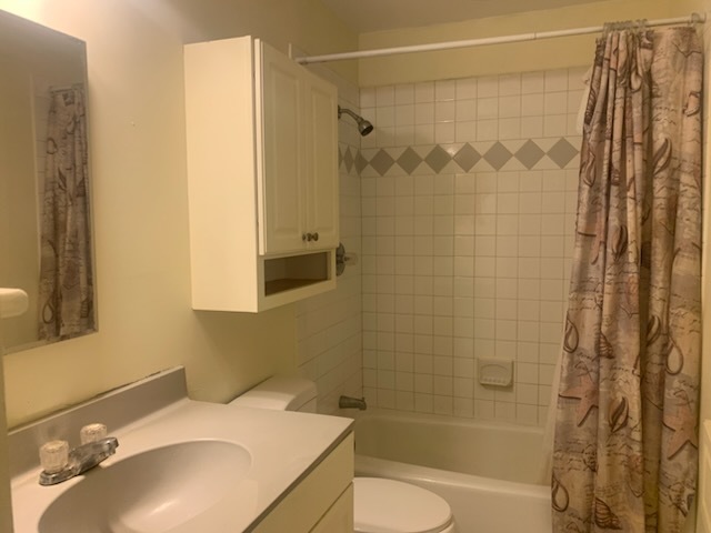 982 Grant Street, Bartlett, IL 60103