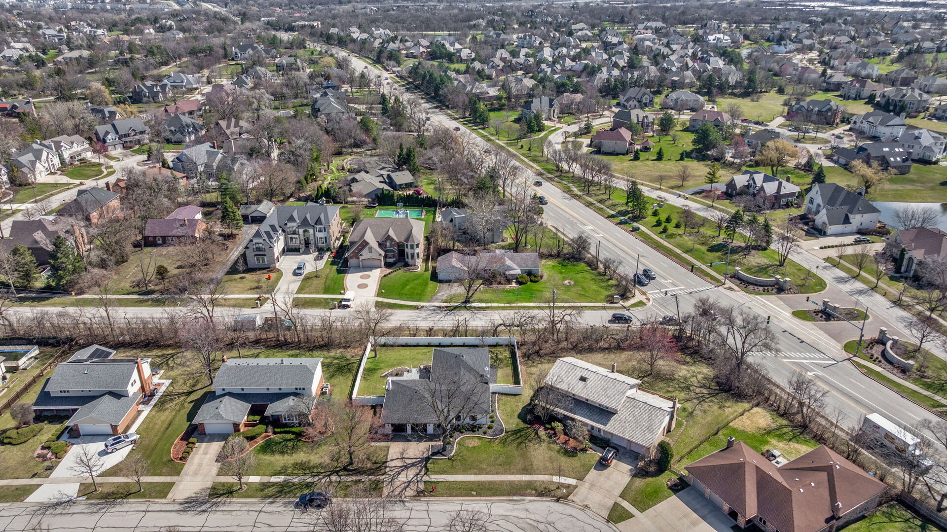 6603 Chaucer Road, Willowbrook, IL 60527