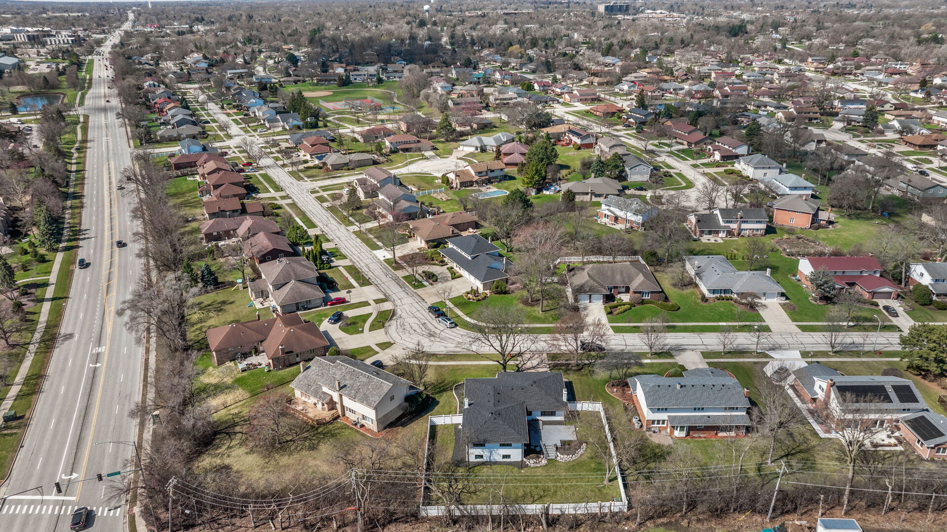 6603 Chaucer Road, Willowbrook, IL 60527