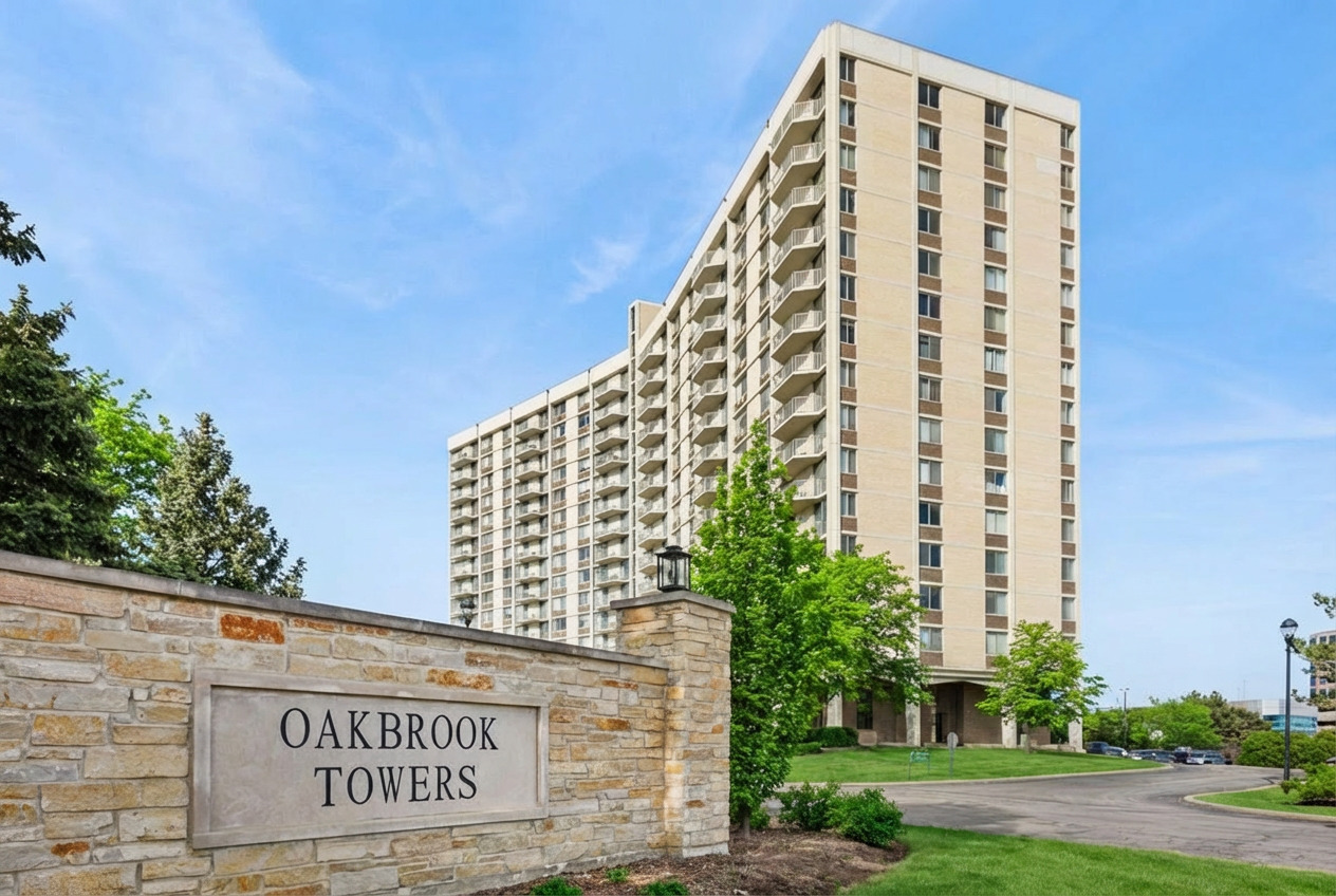 40 N Tower Road #8F, Oak Brook, IL 60523