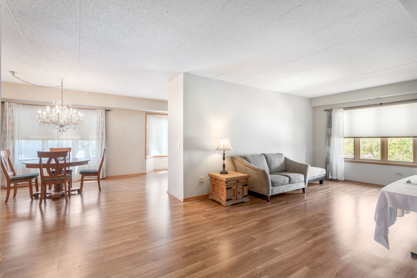 10720 S Washington Street #205, Oak Lawn, IL 60453