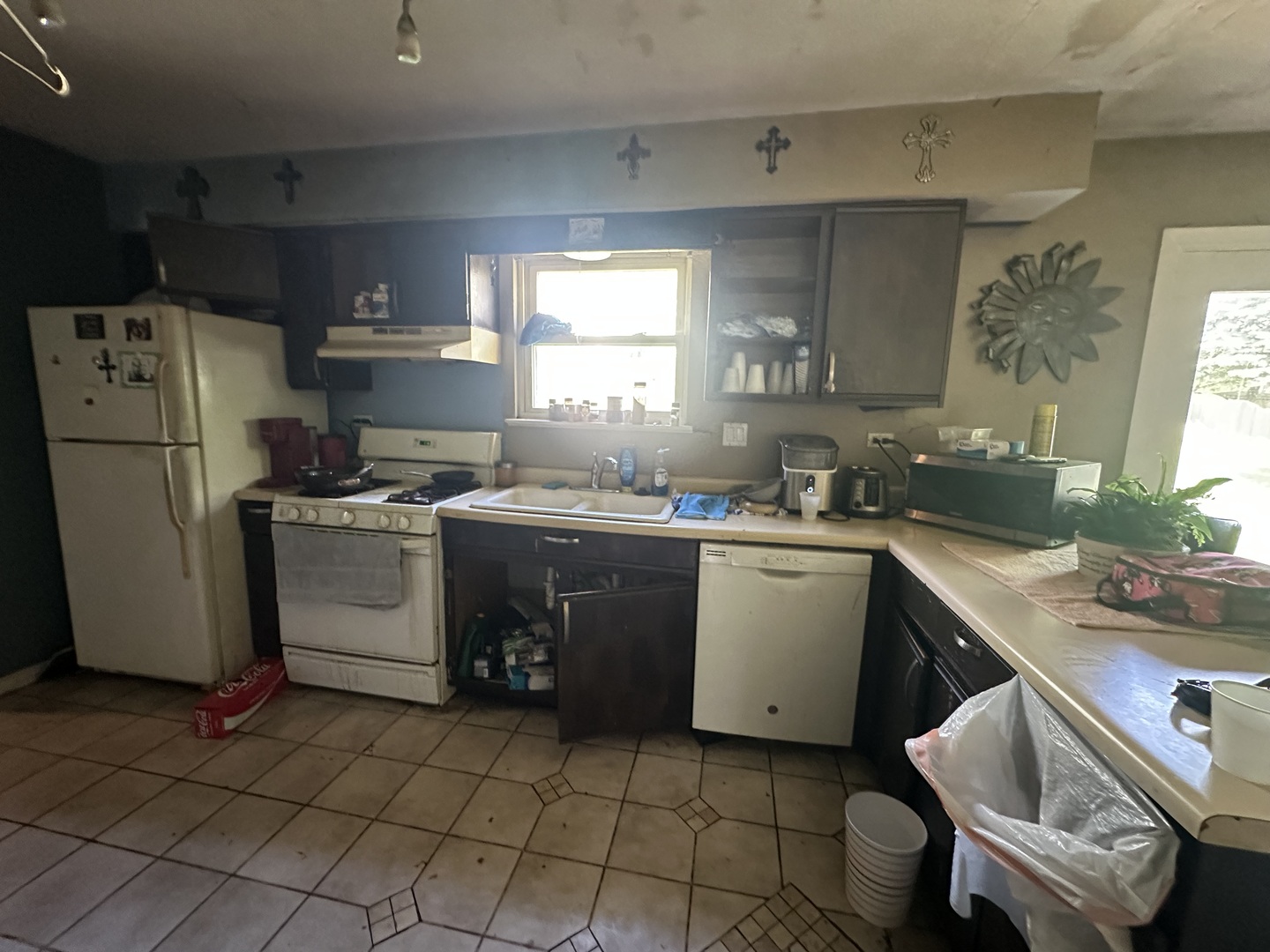 3024 LONG GROVE Lane, Aurora, IL 60504