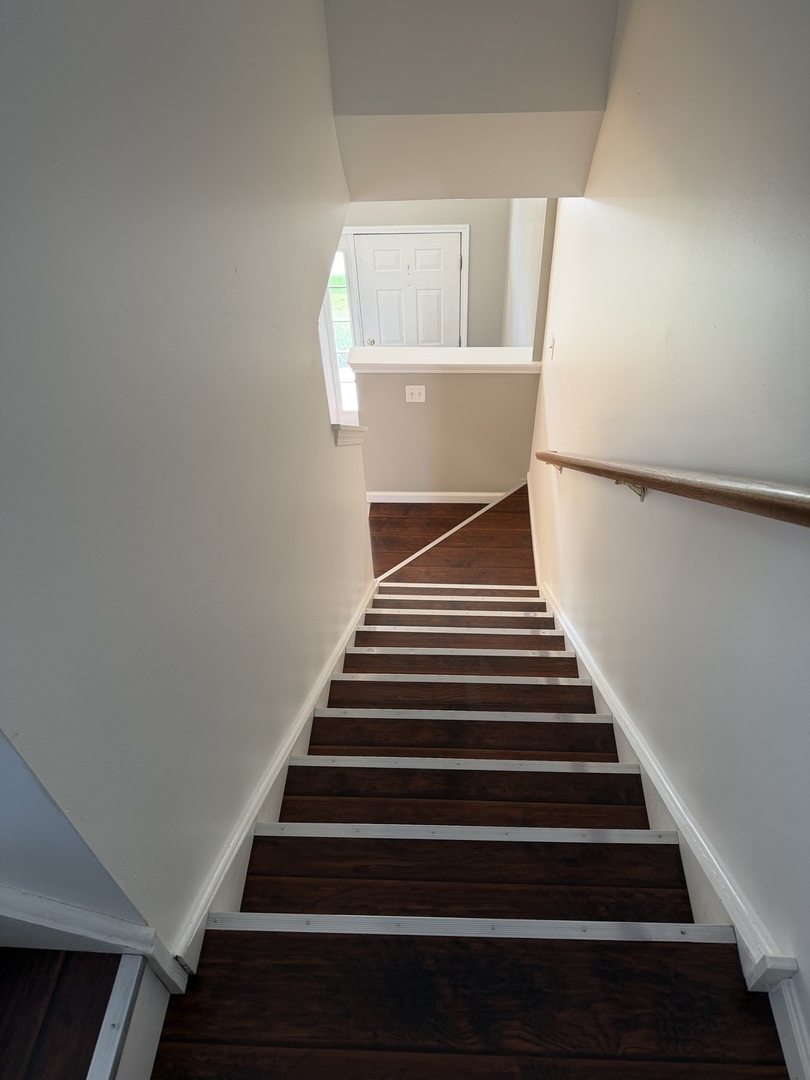 888 Galway Lane, Pingree Grove, IL 60140