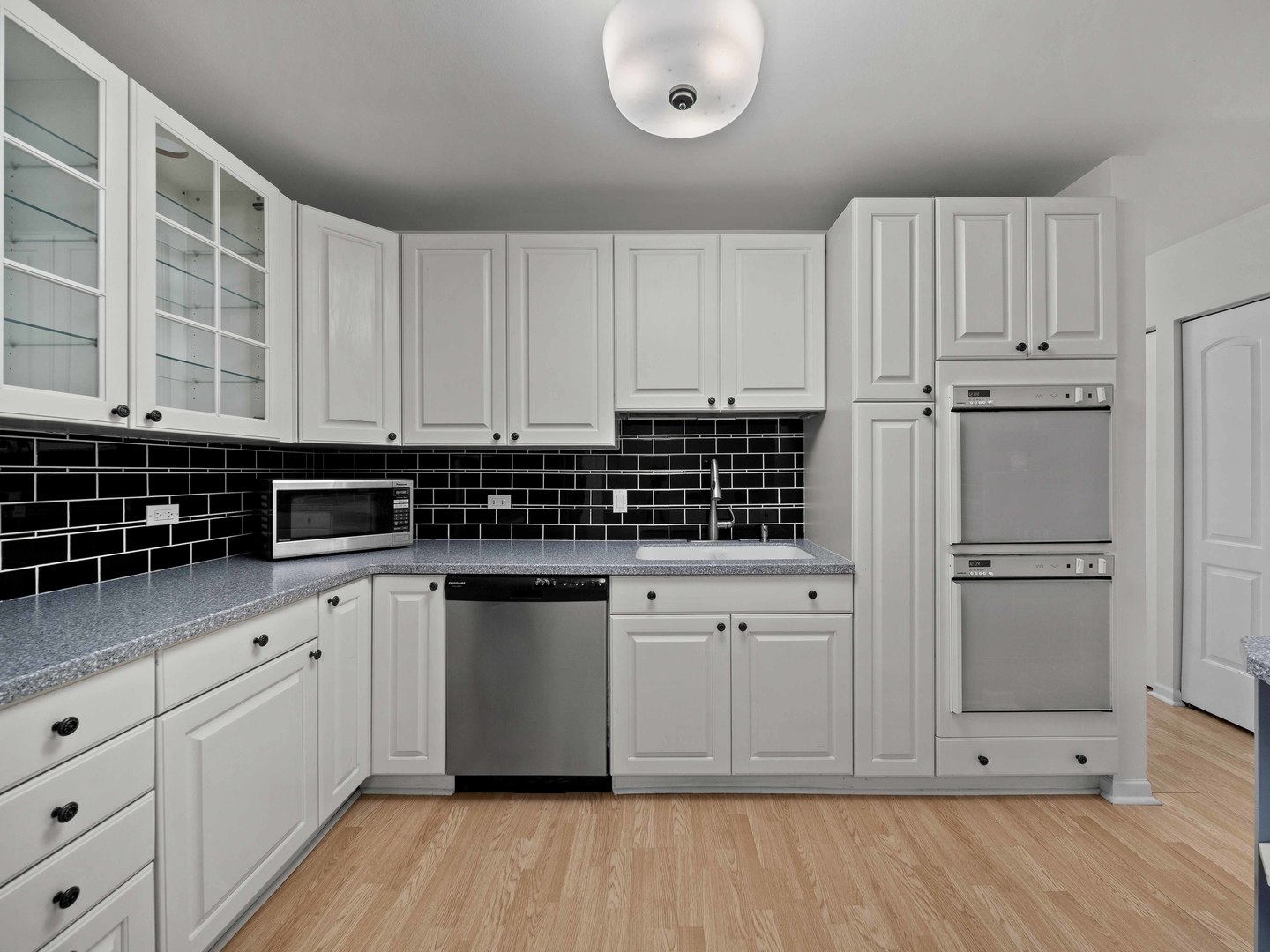 38025 N Lee Avenue, Spring Grove, IL 60081