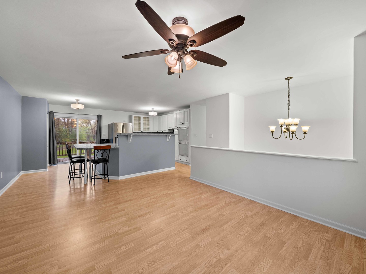 38025 N Lee Avenue, Spring Grove, IL 60081