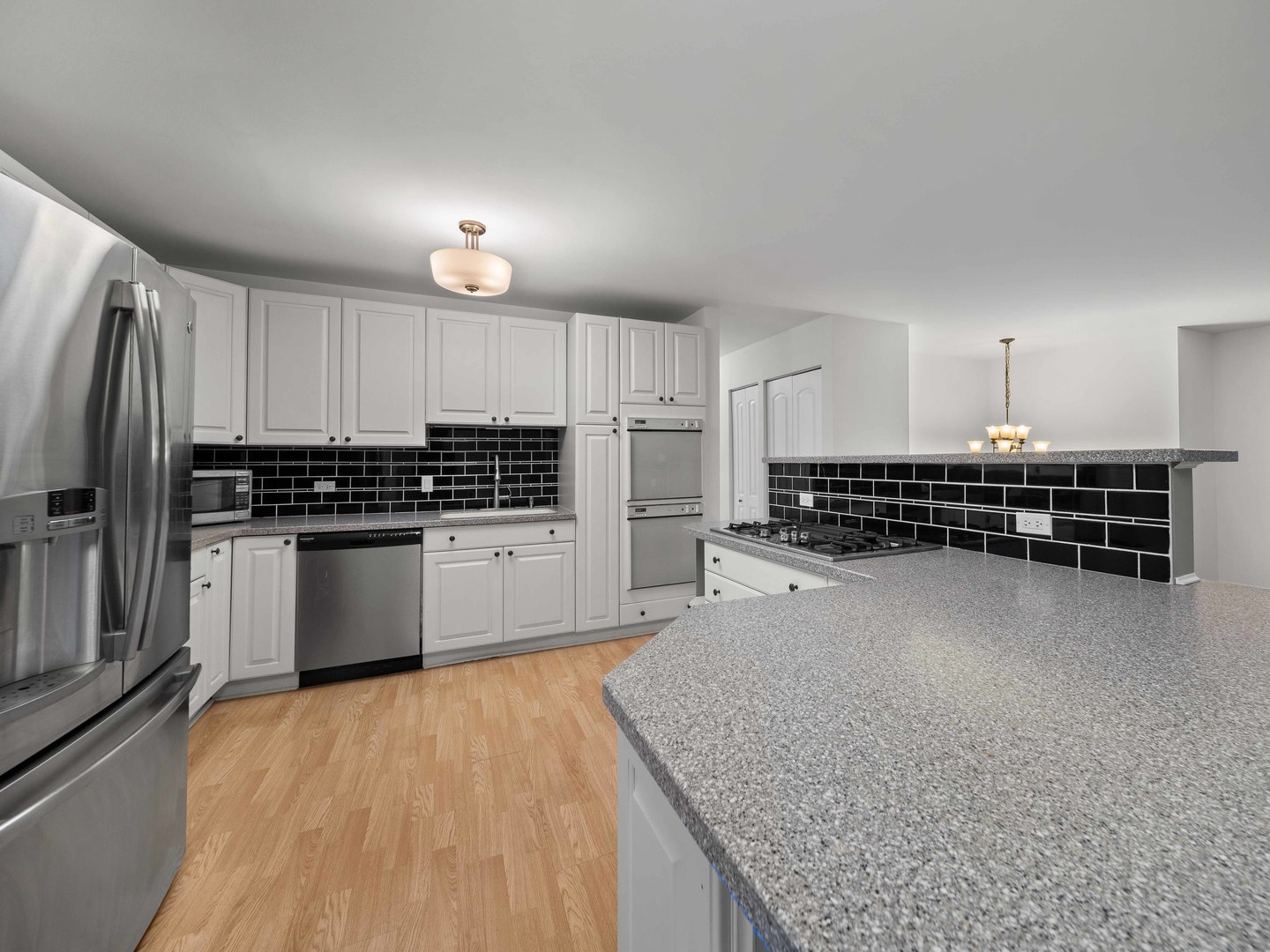 38025 N Lee Avenue, Spring Grove, IL 60081