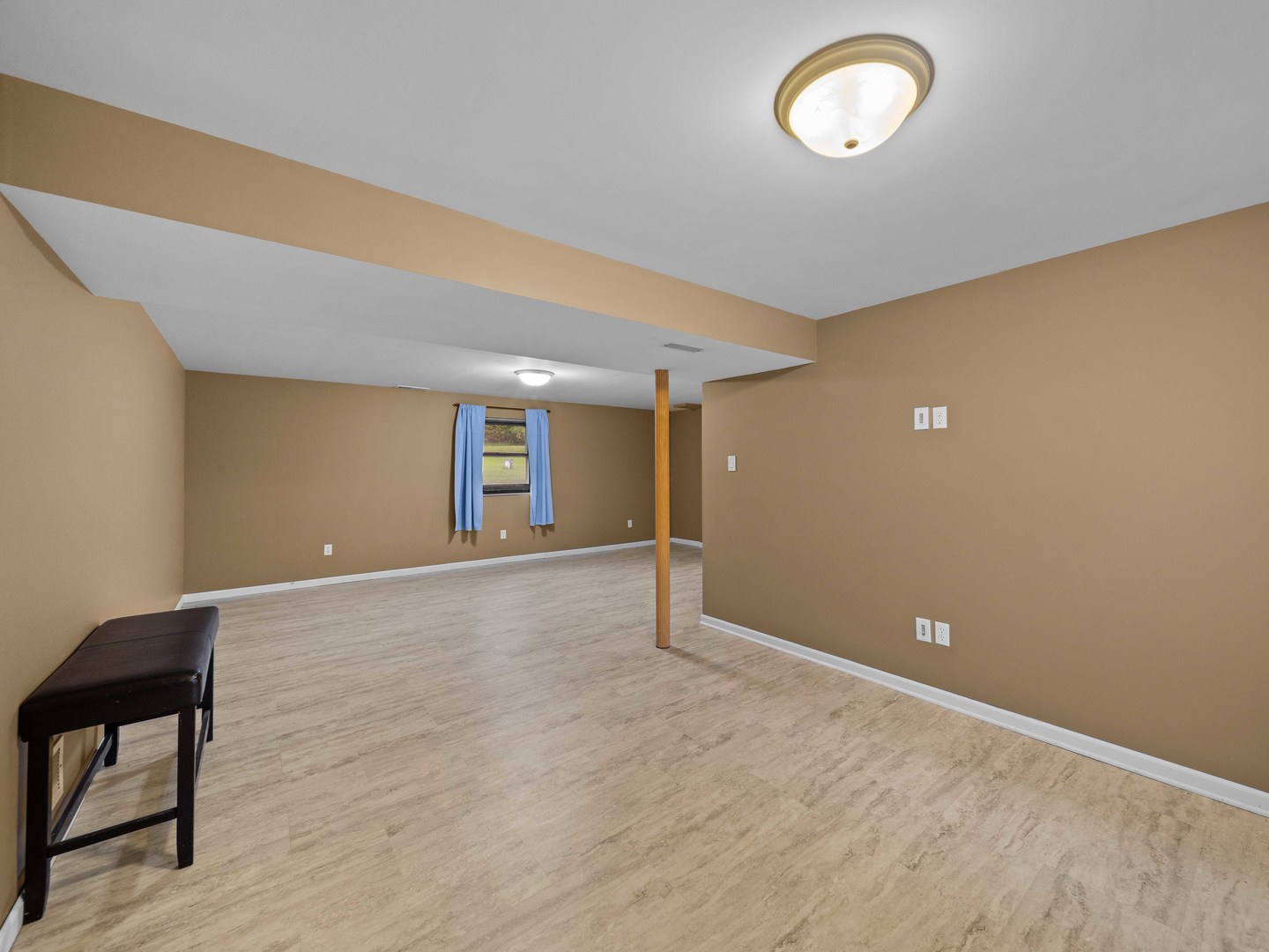 38025 N Lee Avenue, Spring Grove, IL 60081