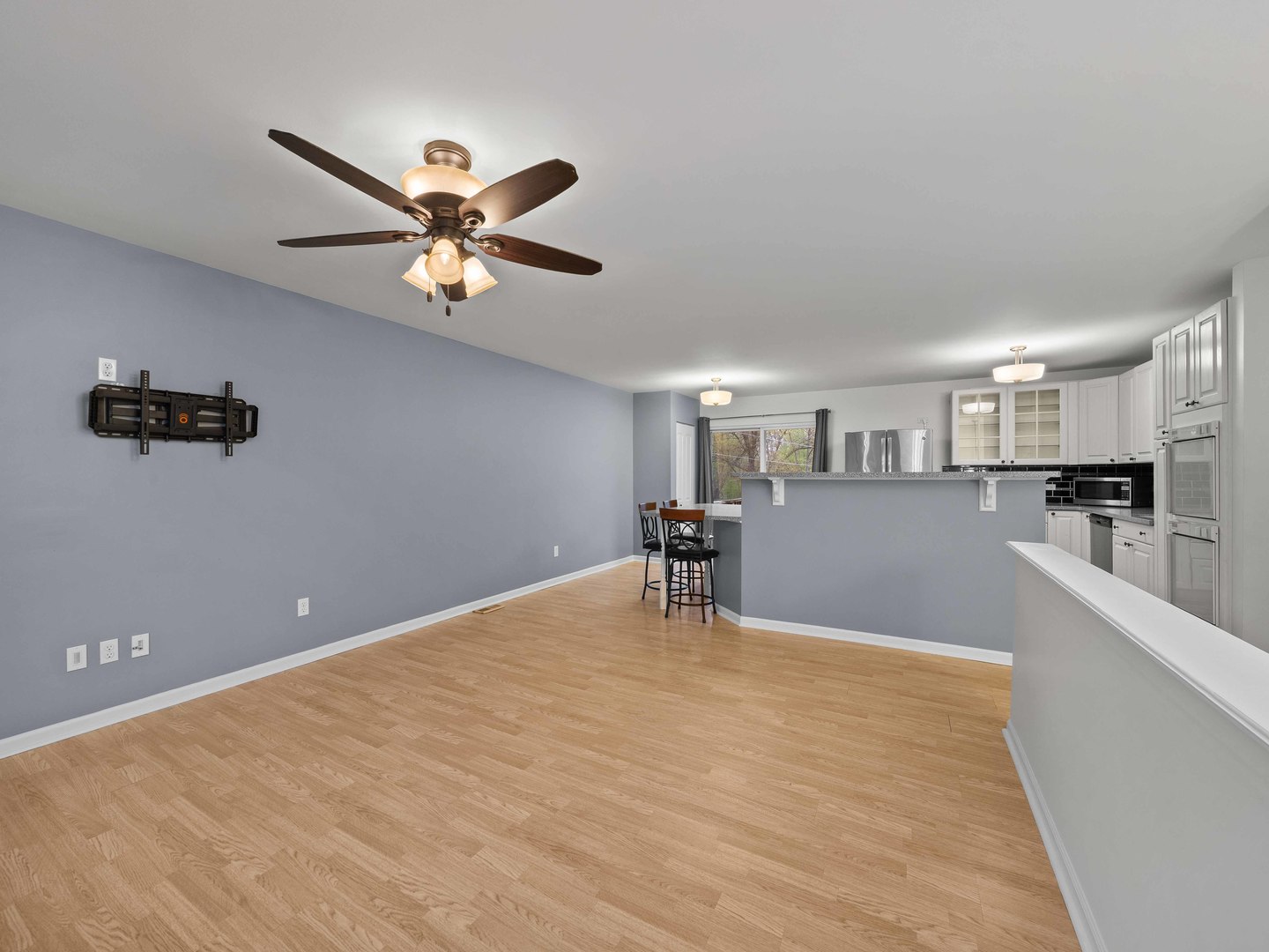 38025 N Lee Avenue, Spring Grove, IL 60081
