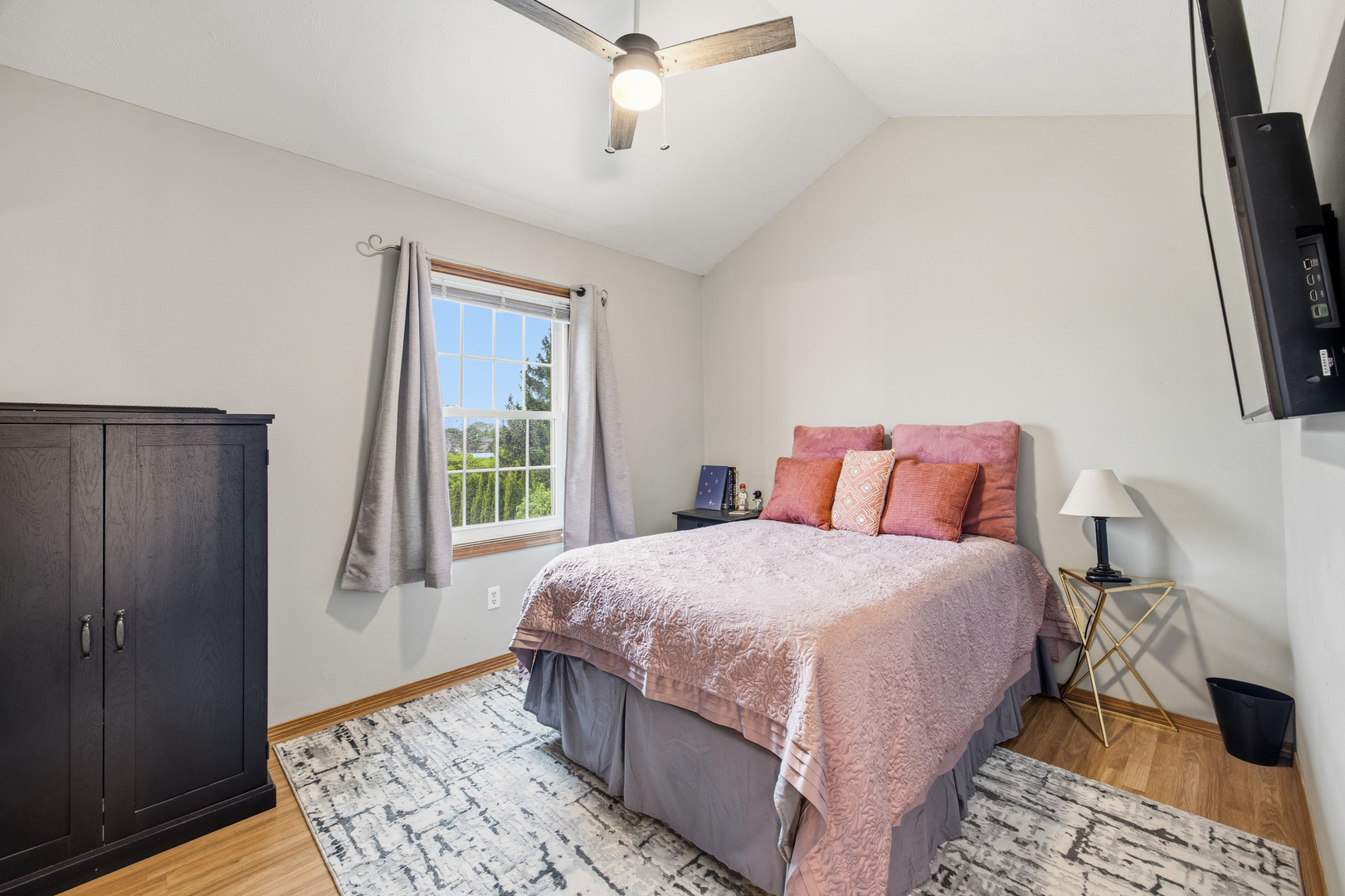 2 Bandecon Way, Bloomington, IL 61704