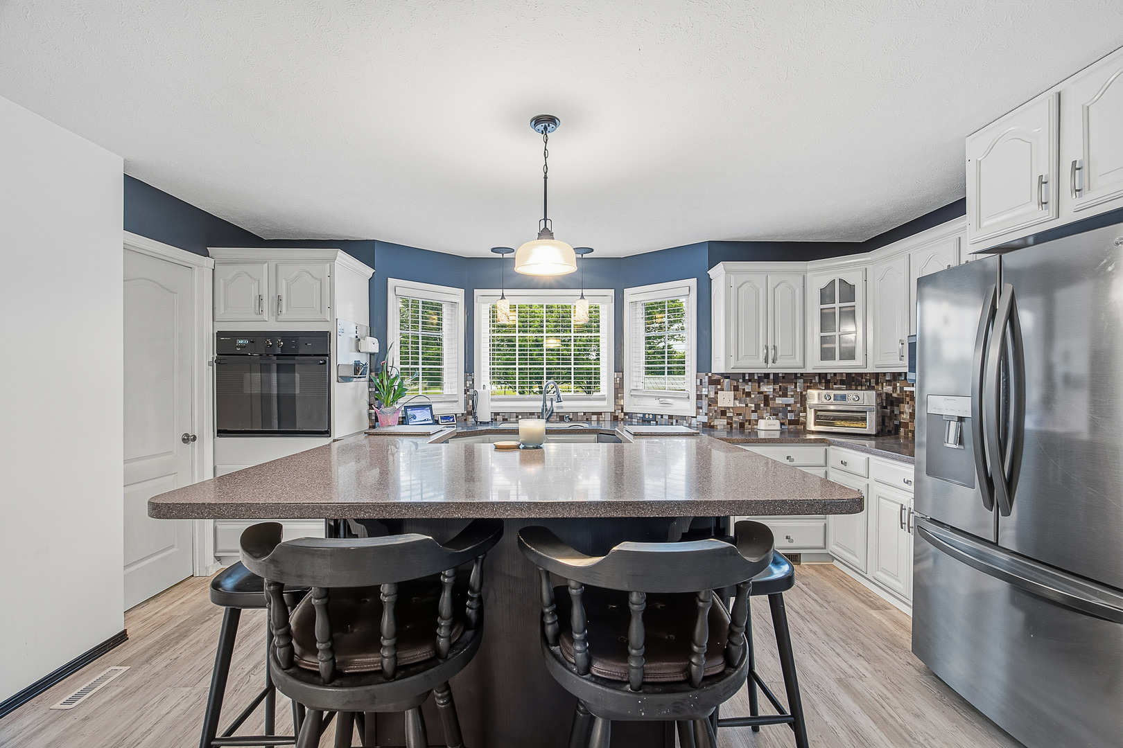 2 Bandecon Way, Bloomington, IL 61704