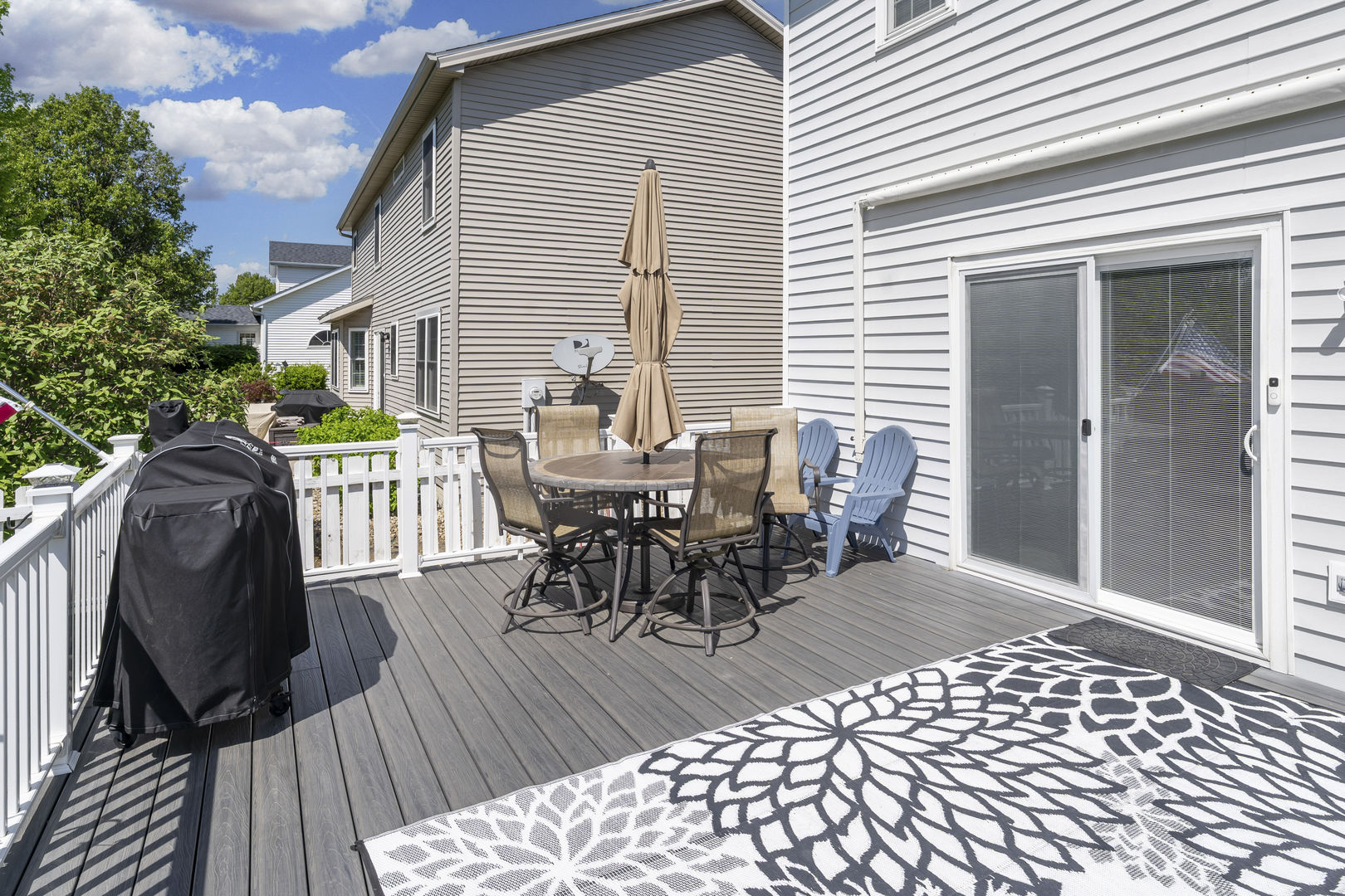 2 Bandecon Way, Bloomington, IL 61704