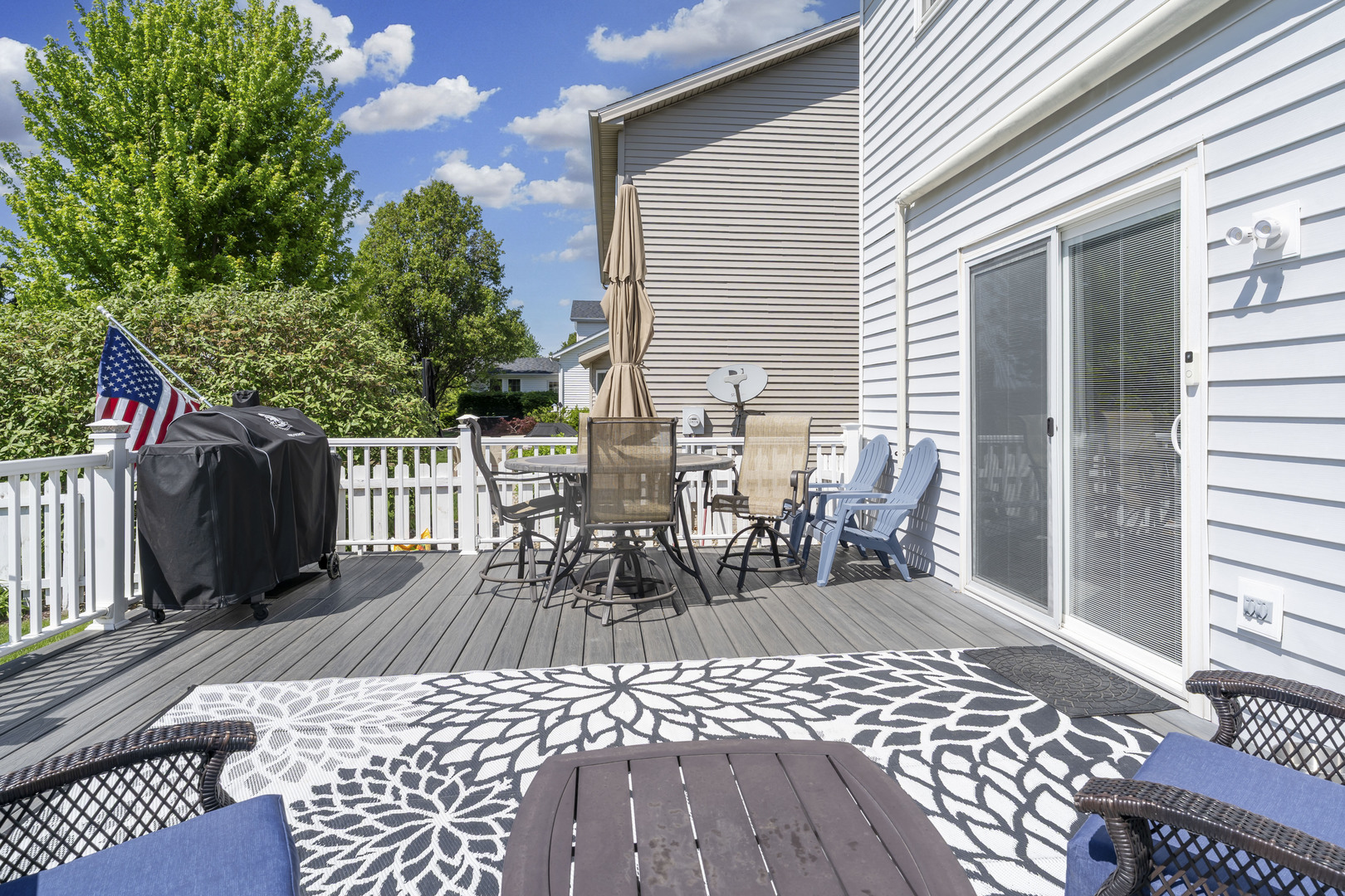 2 Bandecon Way, Bloomington, IL 61704