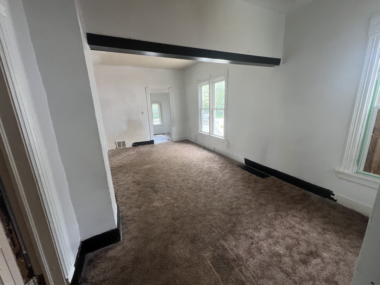 429 E Locust Street, Kankakee, IL 60901