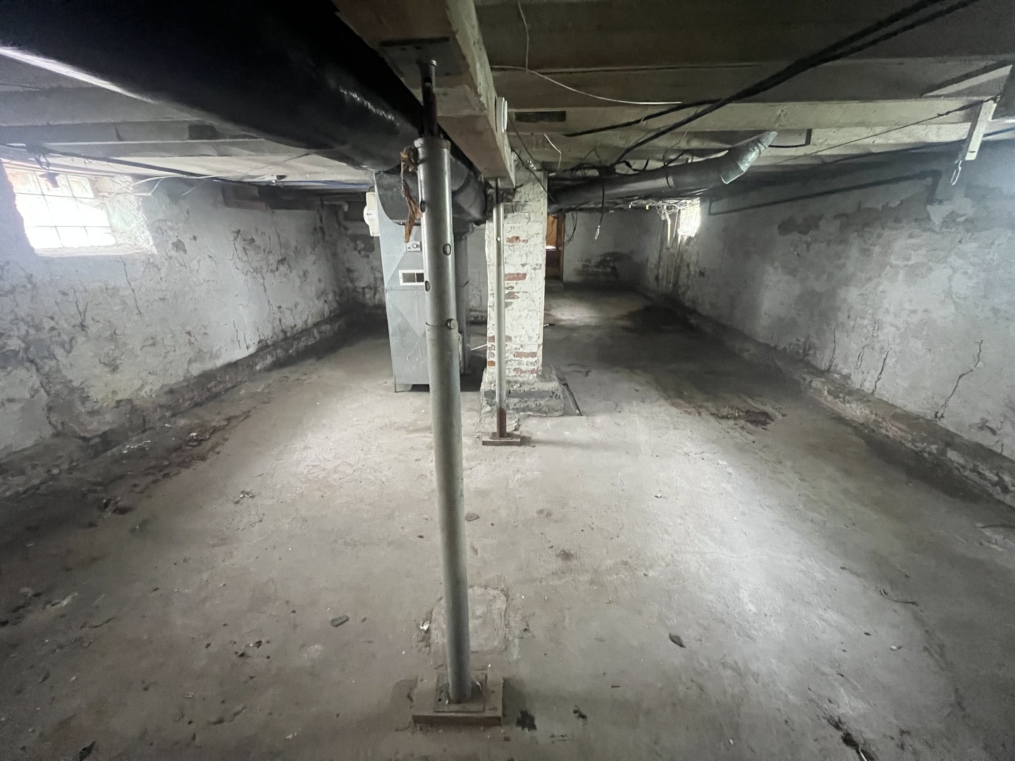 429 E Locust Street, Kankakee, IL 60901