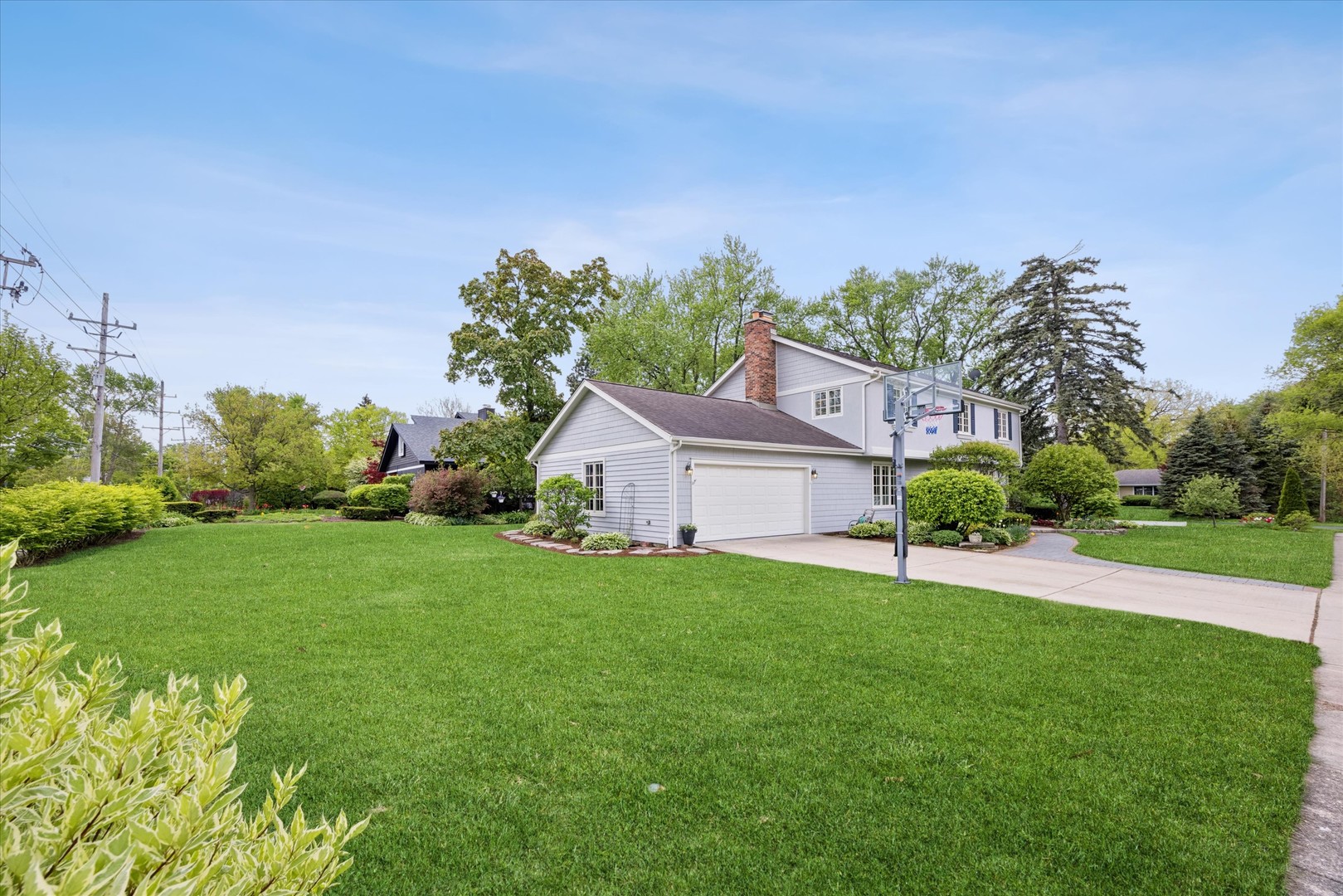 698 N Kenilworth Avenue, Glen Ellyn, IL 60137