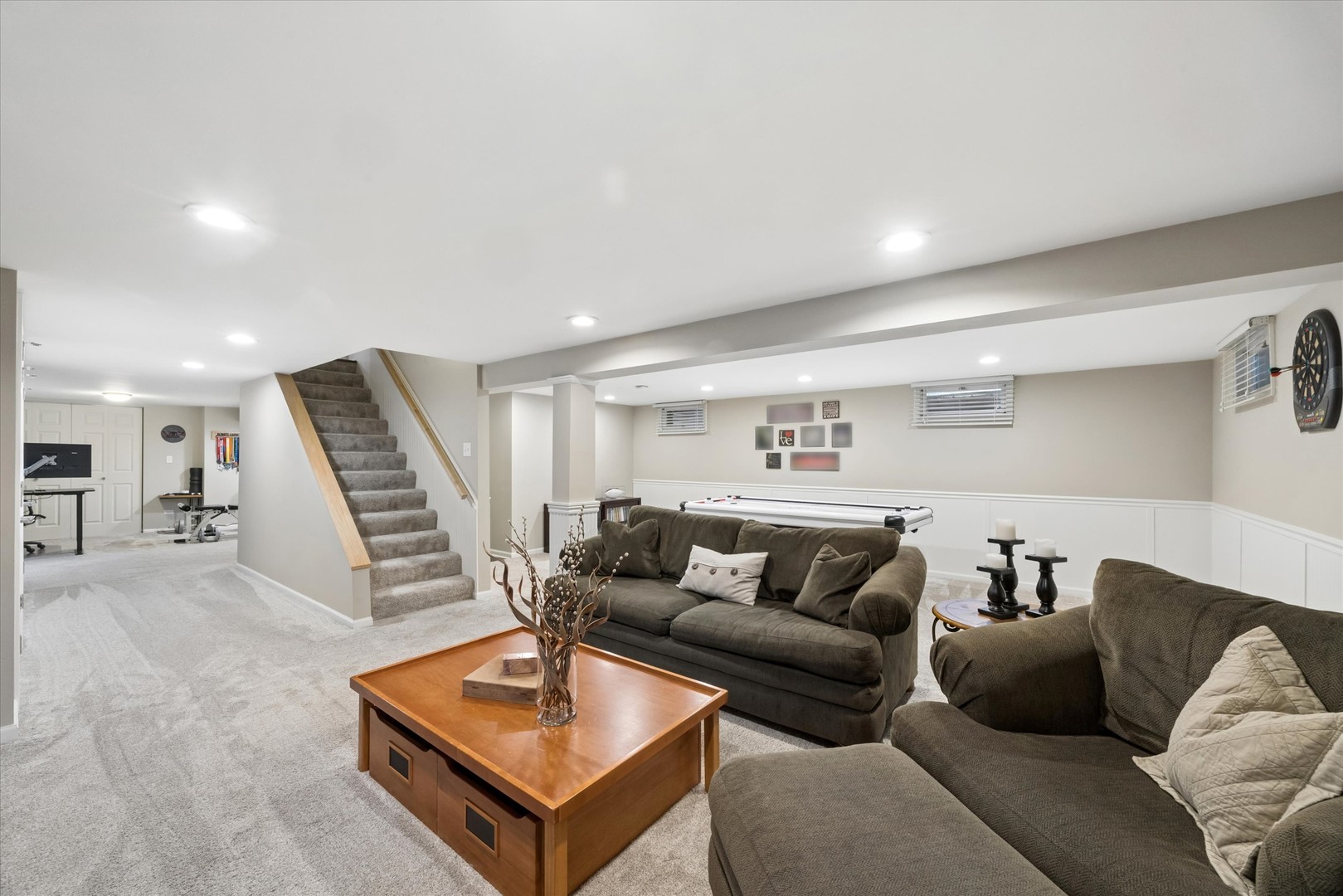 698 N Kenilworth Avenue, Glen Ellyn, IL 60137