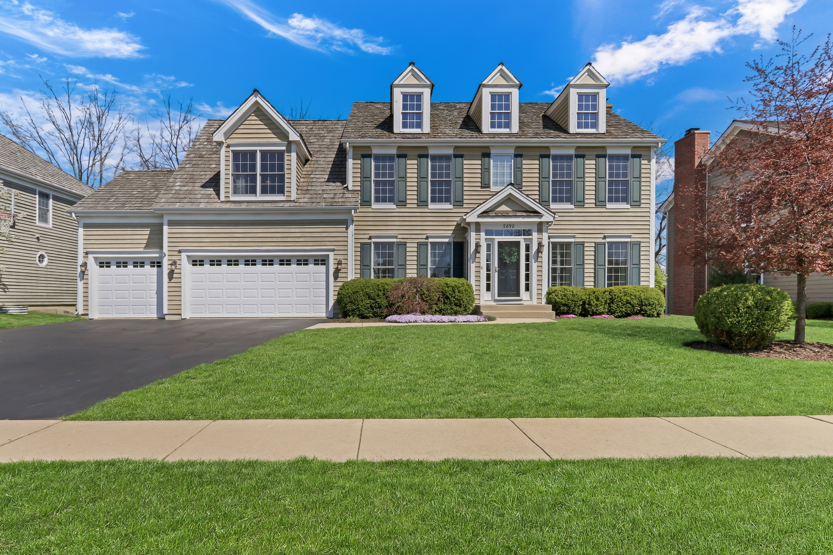 2890 TRAIL CREST Lane, Lindenhurst, IL 60046