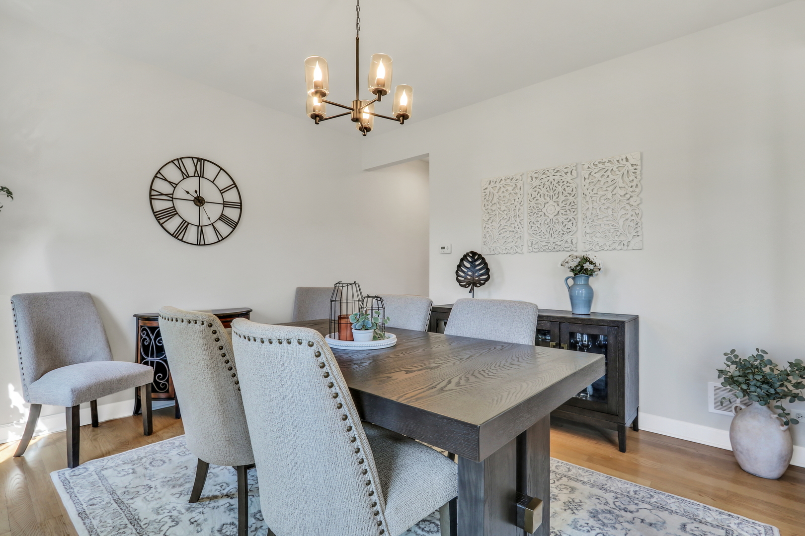 2890 TRAIL CREST Lane, Lindenhurst, IL 60046