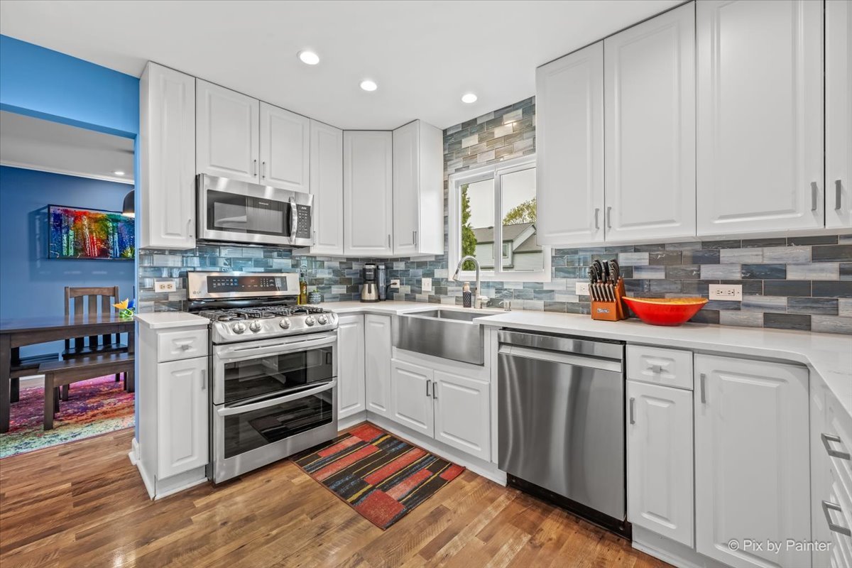 27W050 Sycamore Lane, Winfield, IL 60190