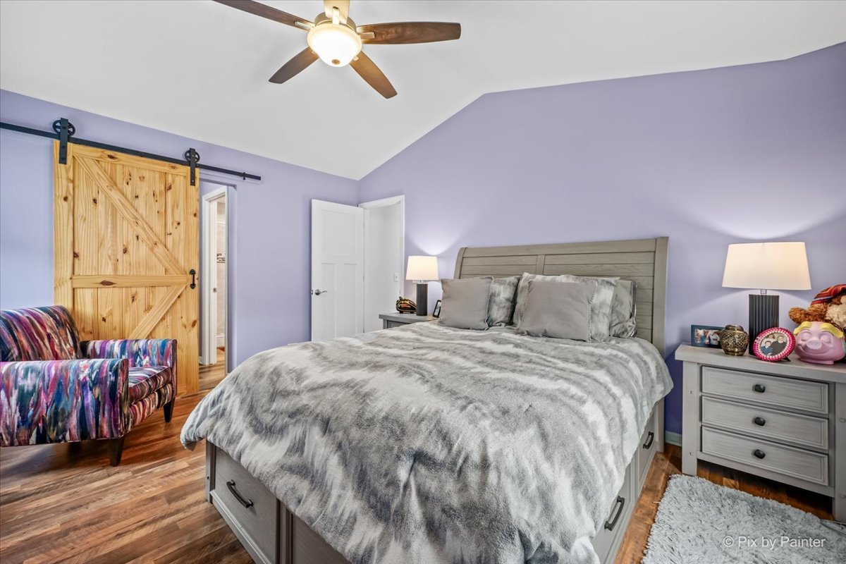27W050 Sycamore Lane, Winfield, IL 60190