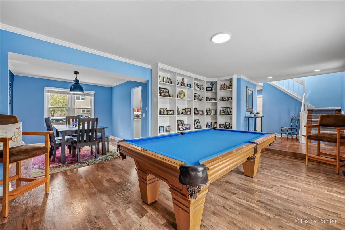 27W050 Sycamore Lane, Winfield, IL 60190
