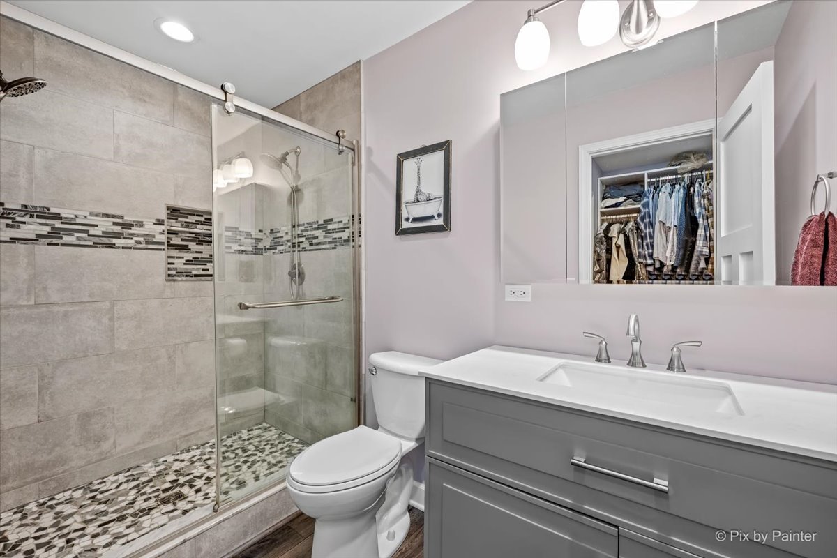 27W050 Sycamore Lane, Winfield, IL 60190