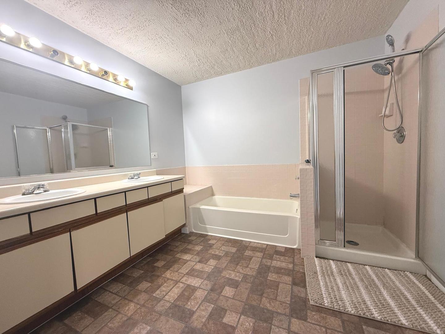 274 Sheffield Drive #274, Schaumburg, IL 60194