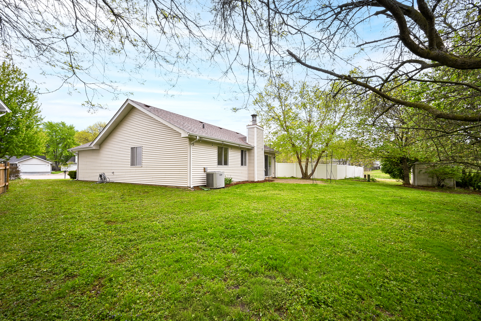 729 Hageman Place, Naperville, IL 60563