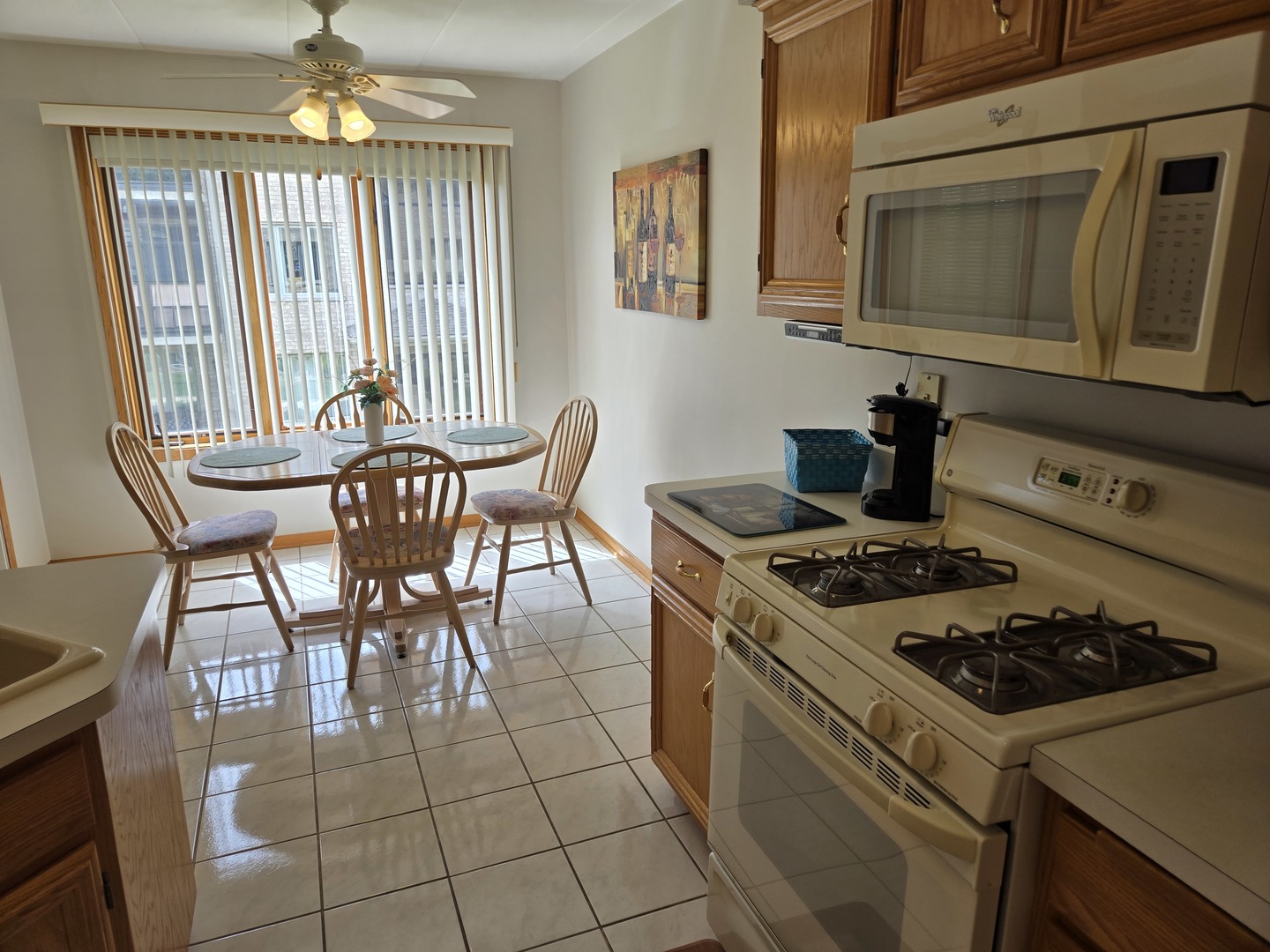 13950 Lavergne Avenue #907, Crestwood, IL 60418