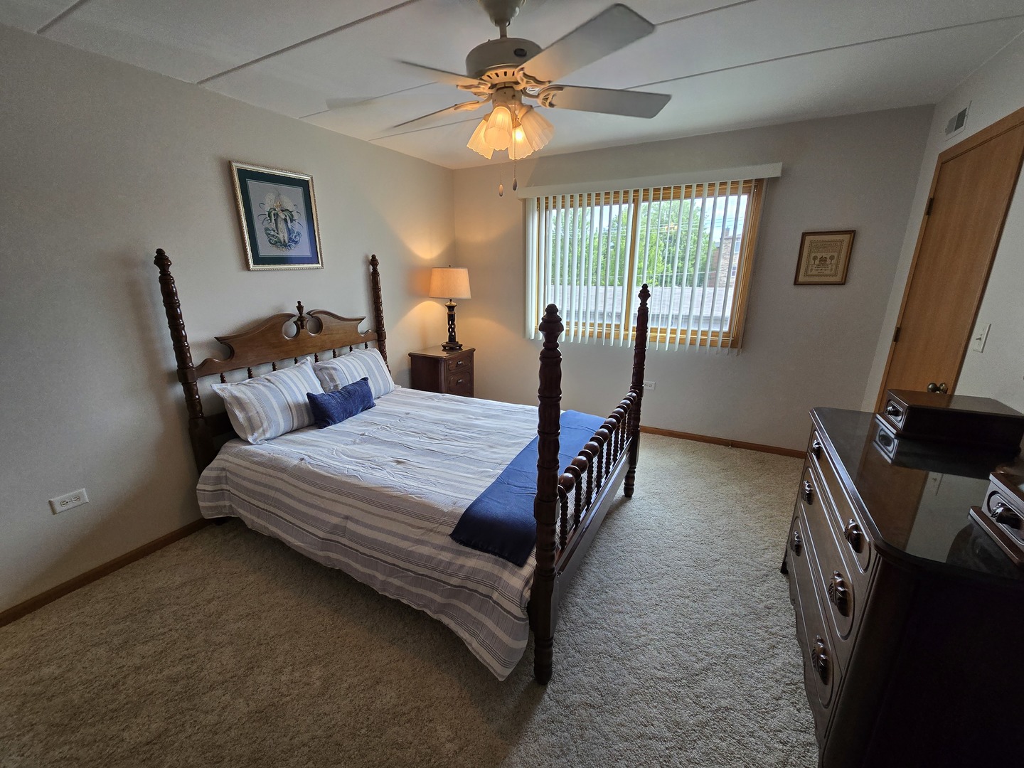 13950 Lavergne Avenue #907, Crestwood, IL 60418
