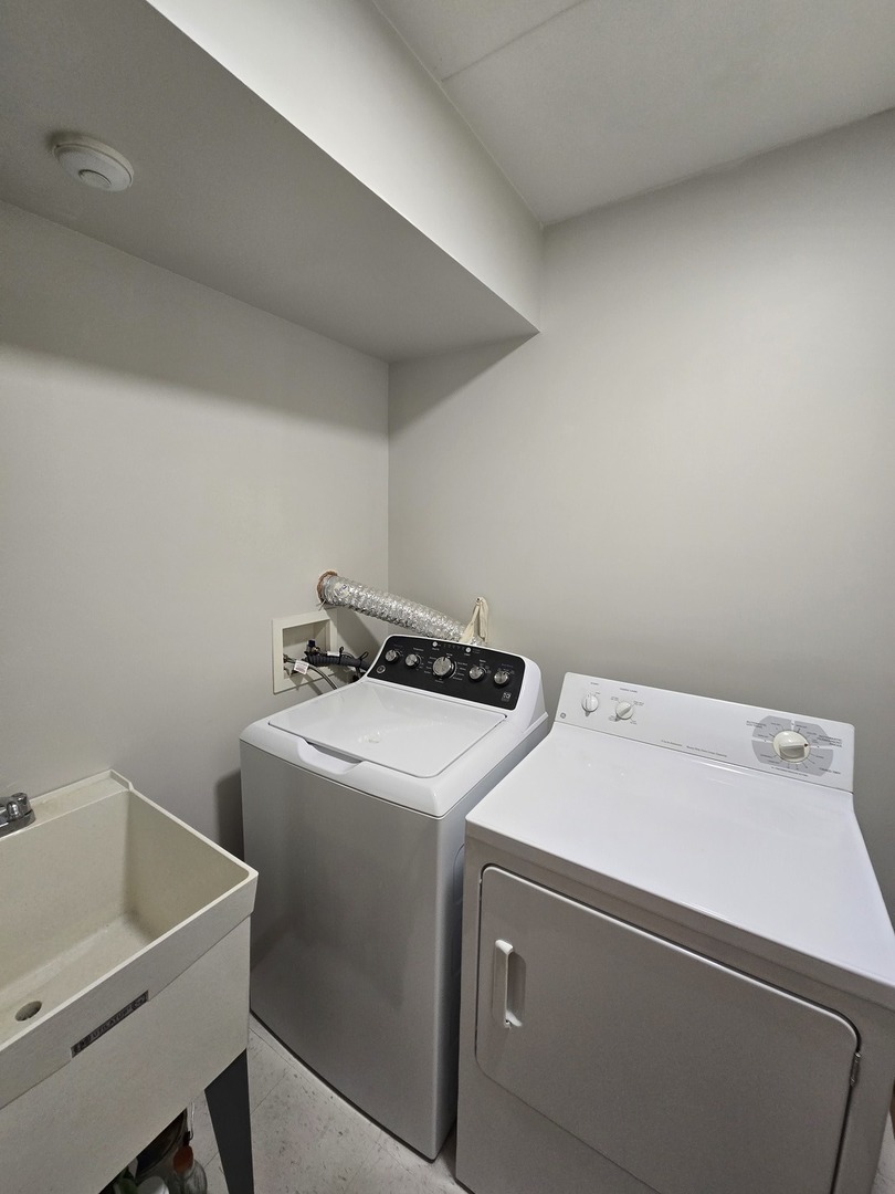 13950 Lavergne Avenue #907, Crestwood, IL 60418