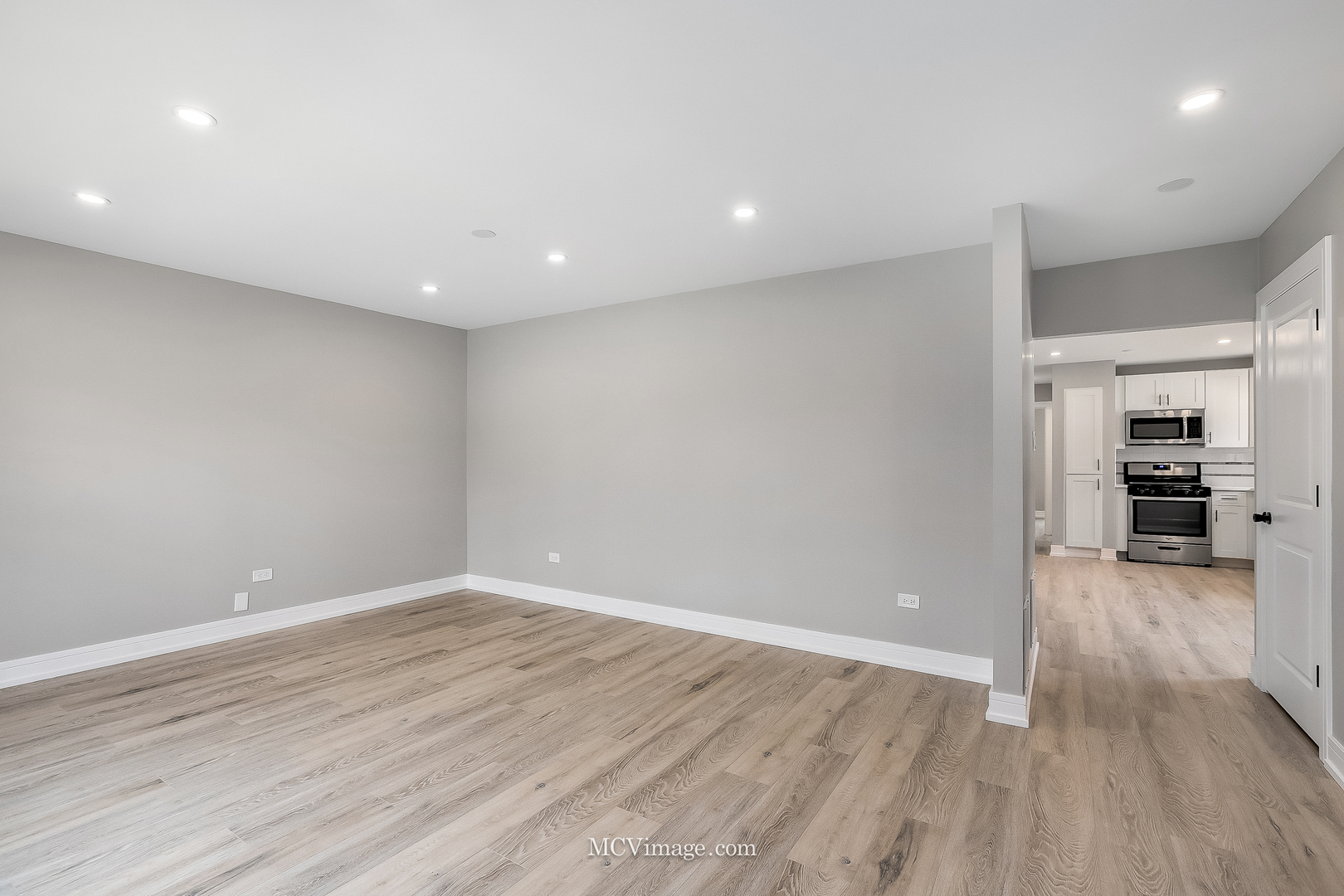 9428 S Perry Avenue, Chicago, IL 60620