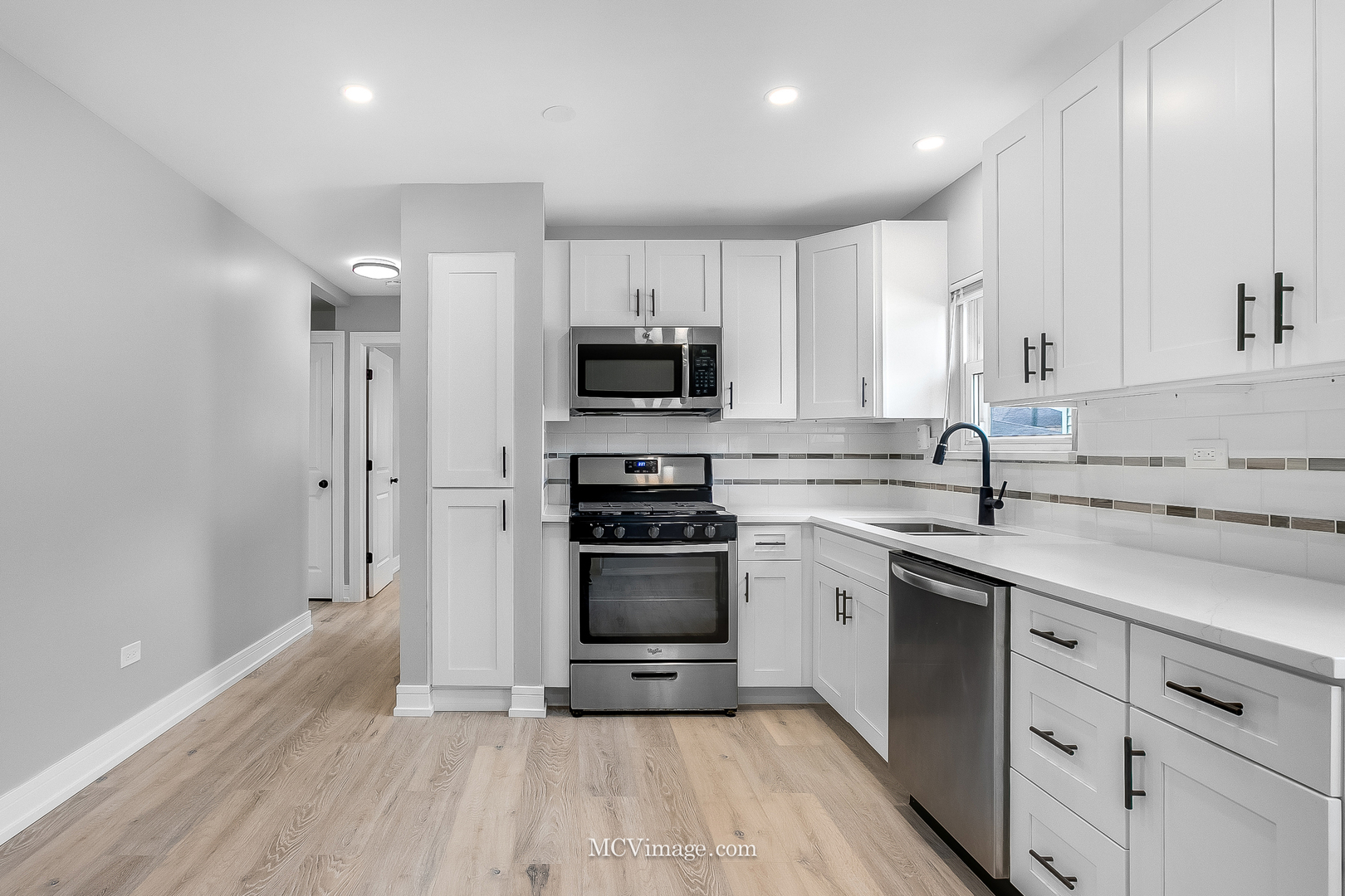 9428 S Perry Avenue, Chicago, IL 60620