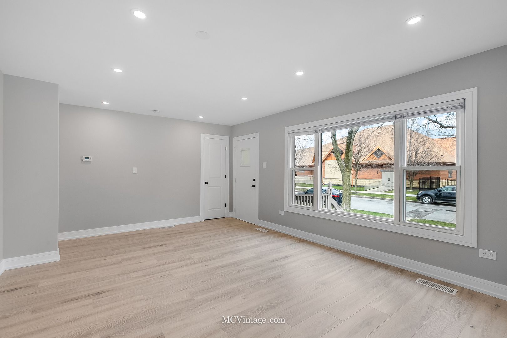 9428 S Perry Avenue, Chicago, IL 60620