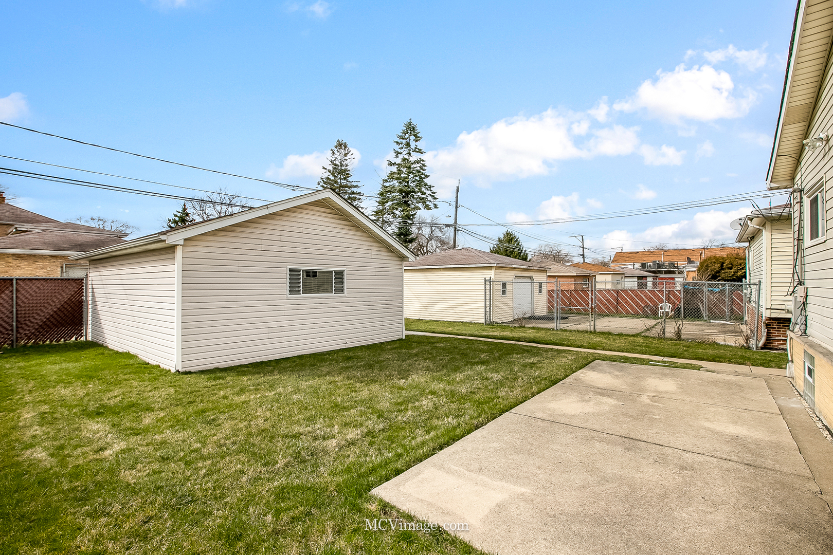 9428 S Perry Avenue, Chicago, IL 60620