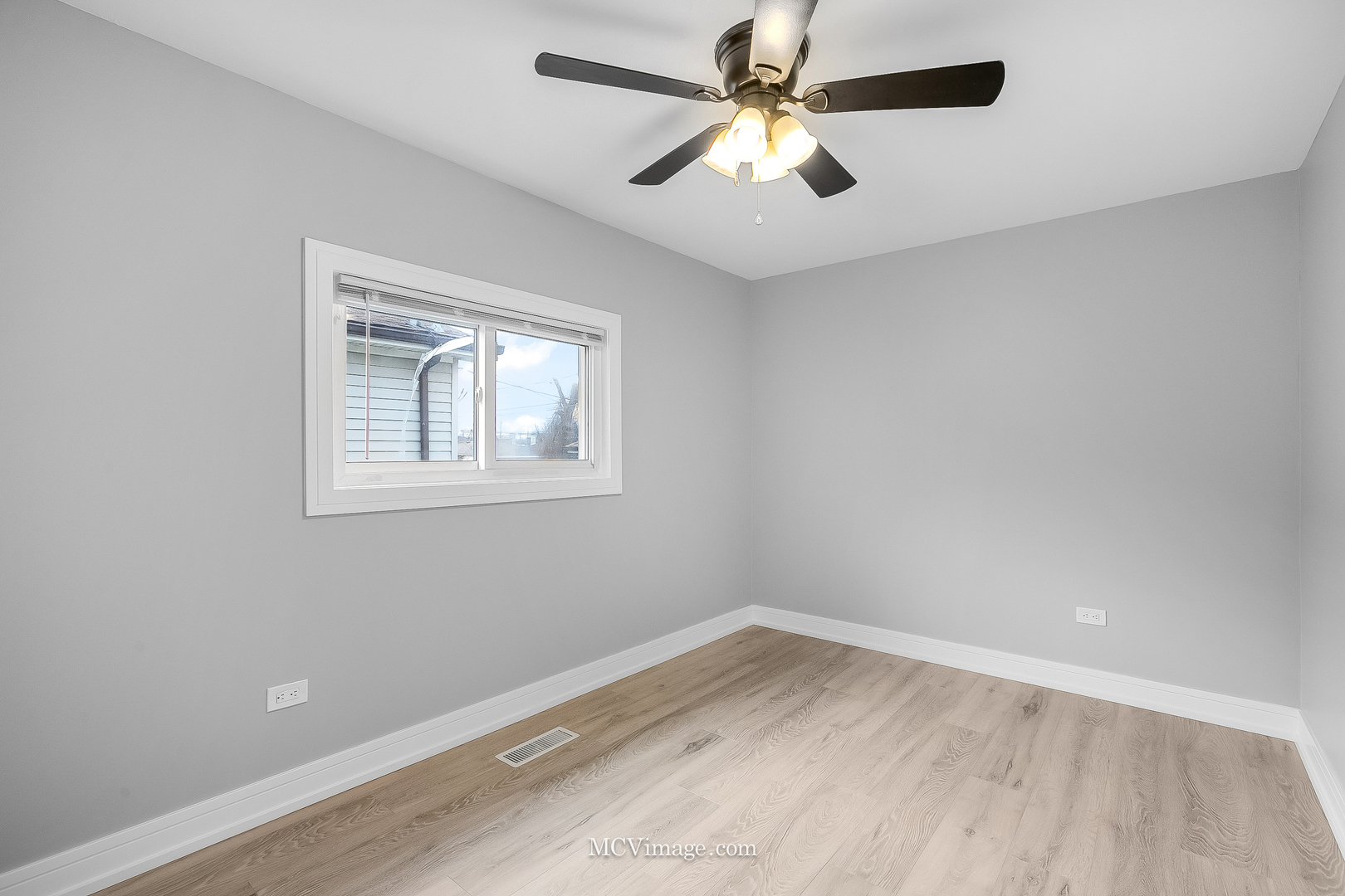 9428 S Perry Avenue, Chicago, IL 60620