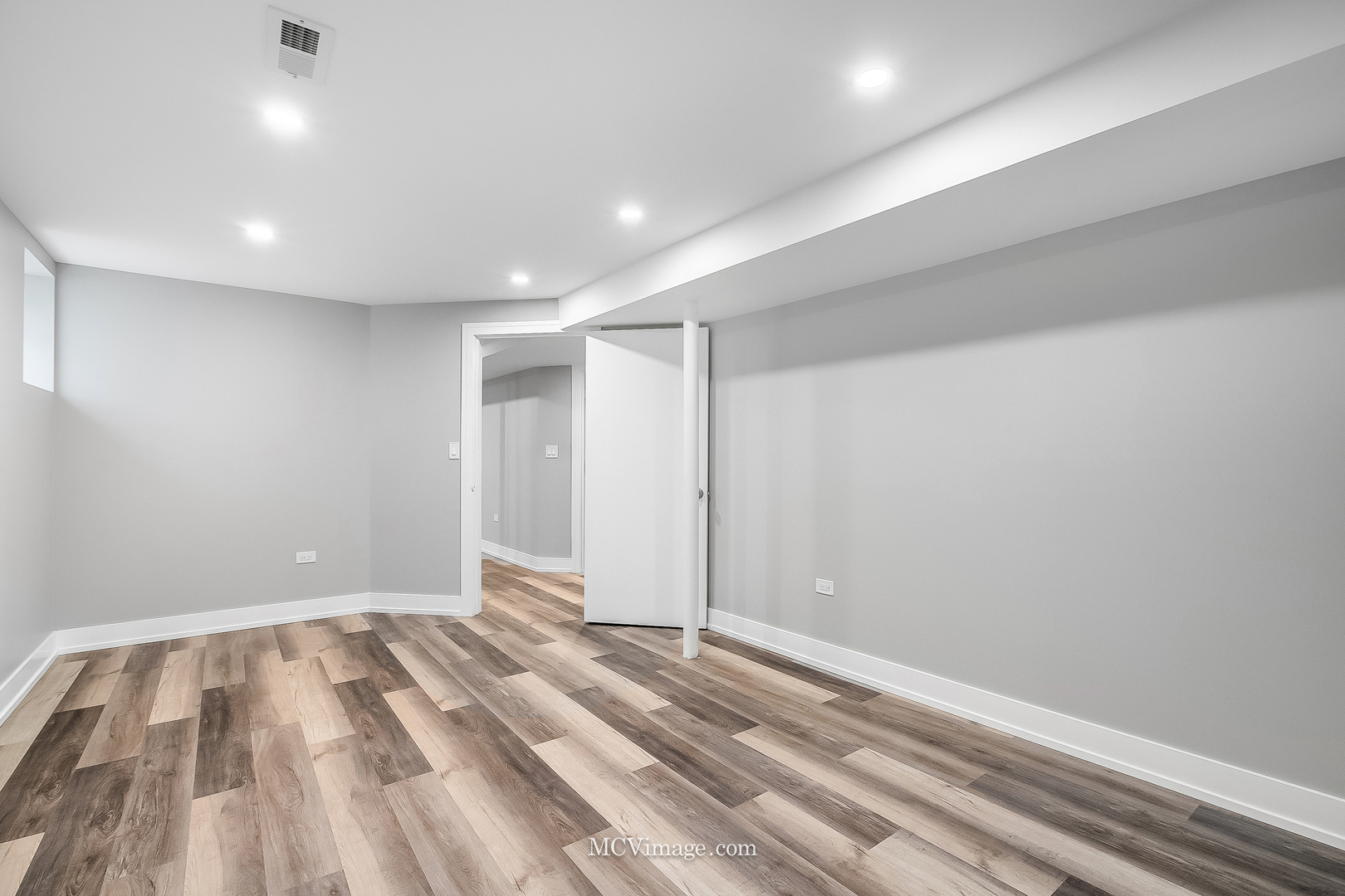 9428 S Perry Avenue, Chicago, IL 60620