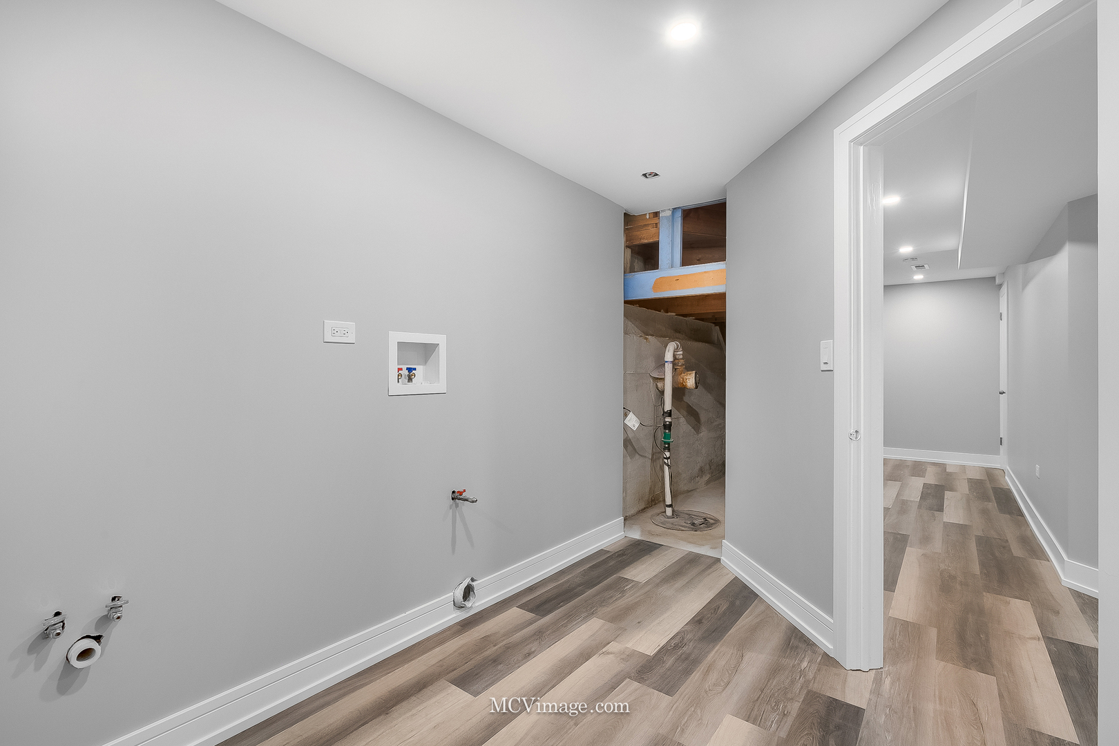 9428 S Perry Avenue, Chicago, IL 60620