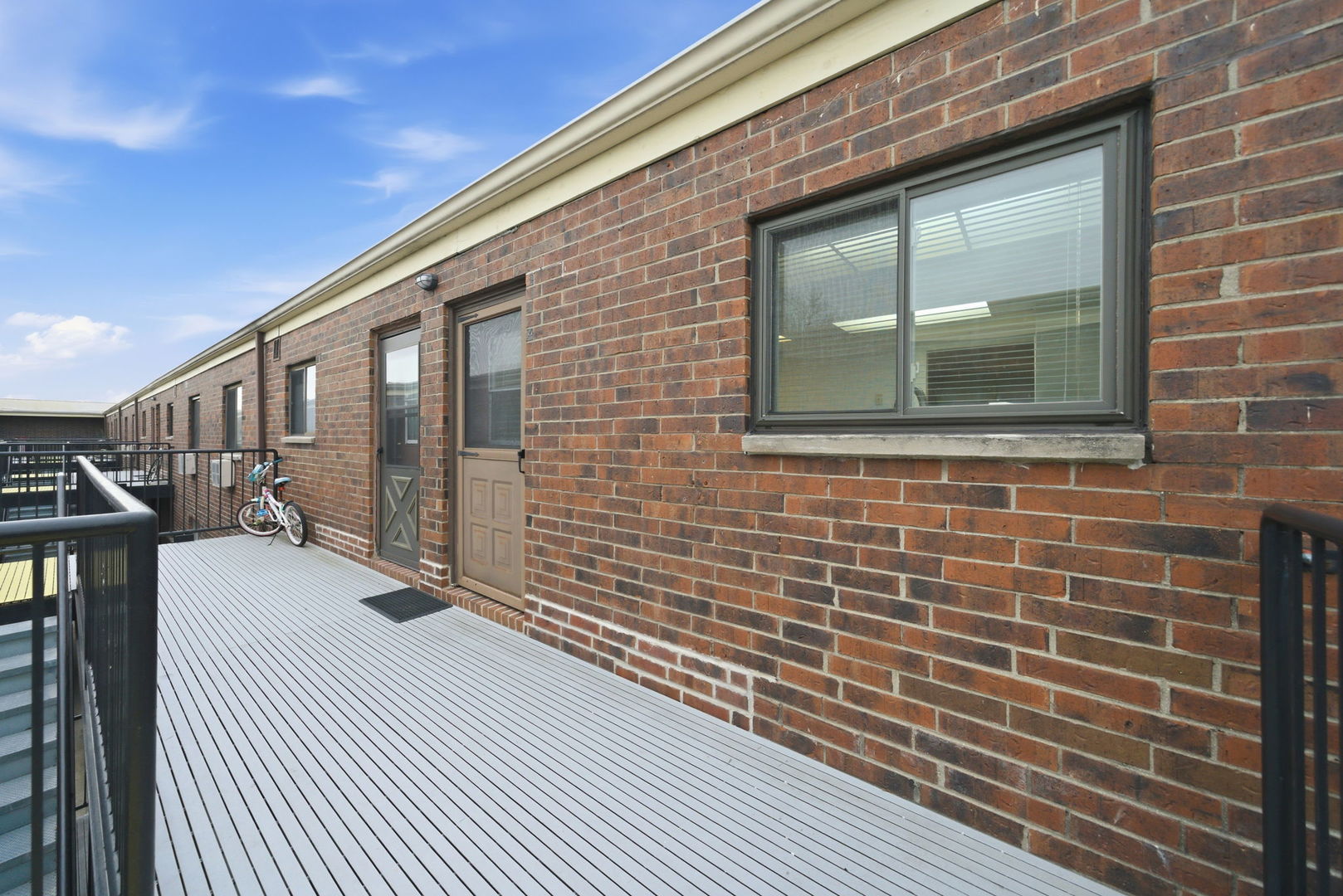 940 N Rohlwing Road #201A, Addison, IL 60101