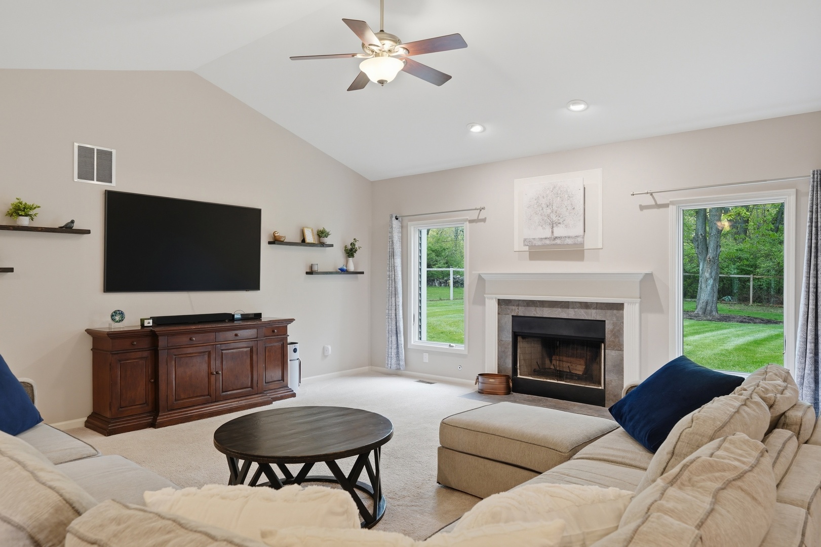 2414 Mehring Avenue, Johnsburg, IL 60051