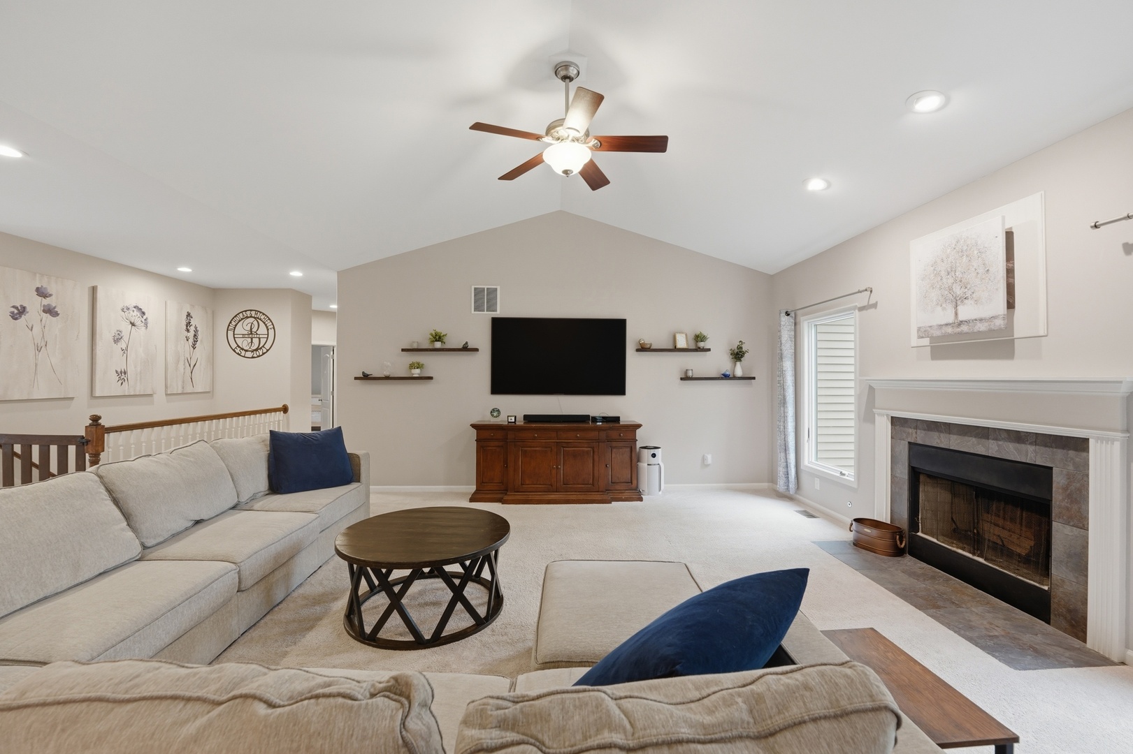 2414 Mehring Avenue, Johnsburg, IL 60051