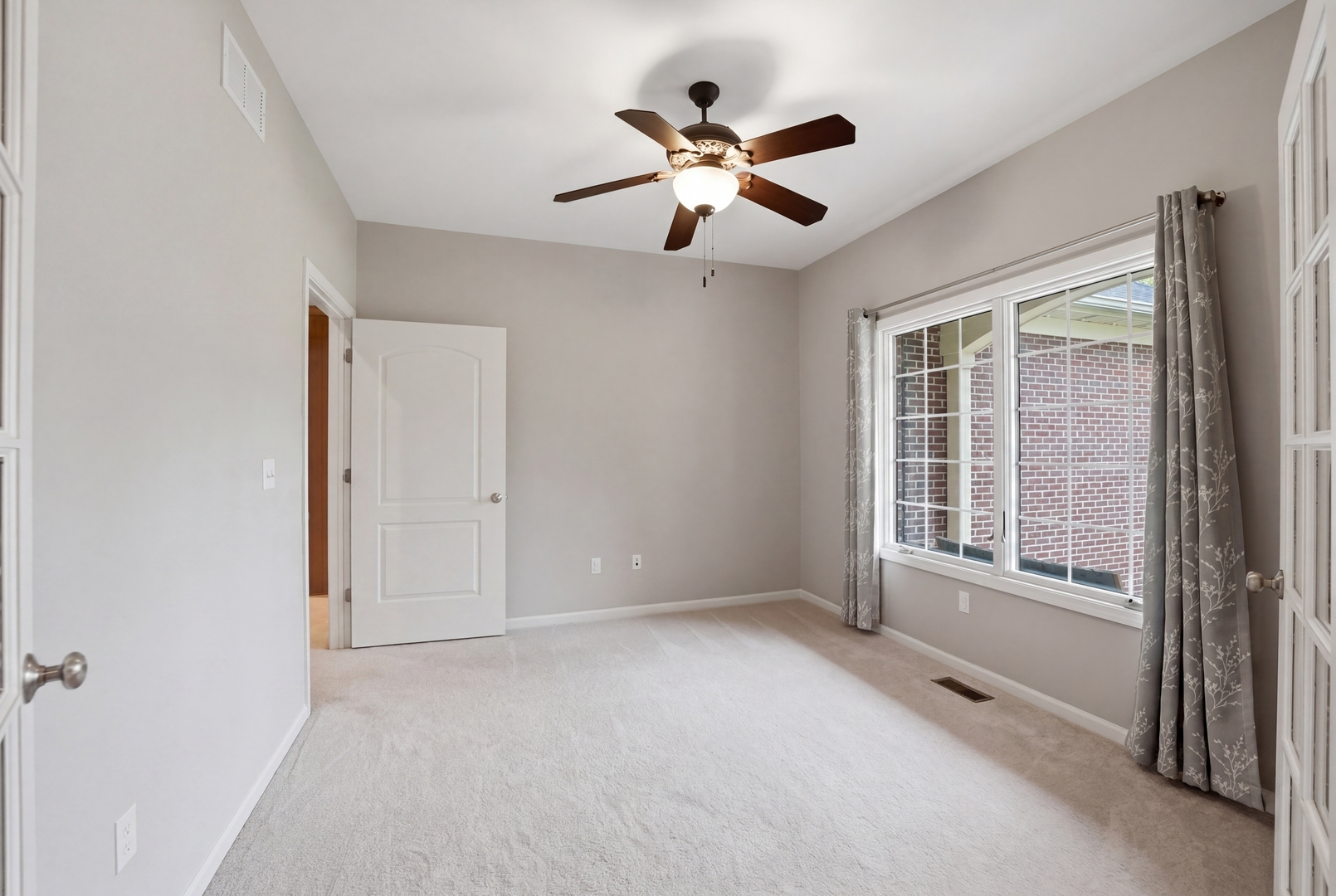 2414 Mehring Avenue, Johnsburg, IL 60051