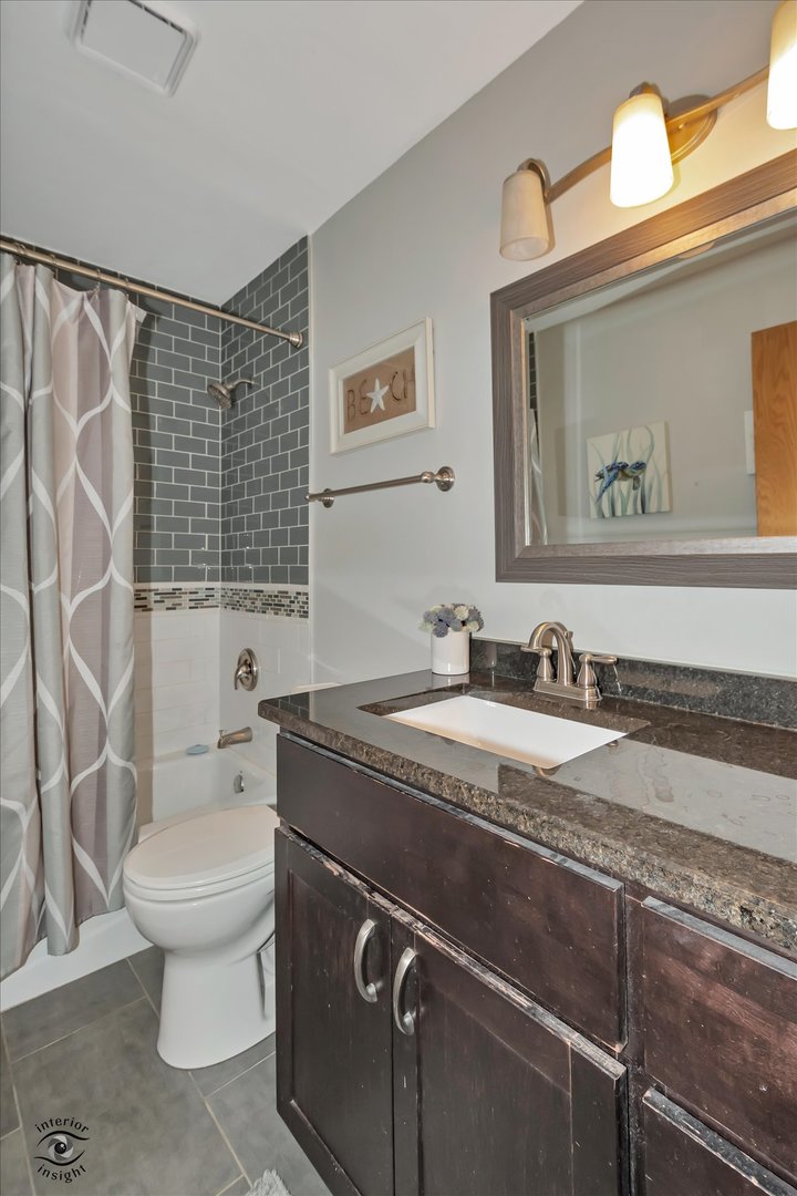 10501 Eagle Ridge Drive, Orland Park, IL 60467