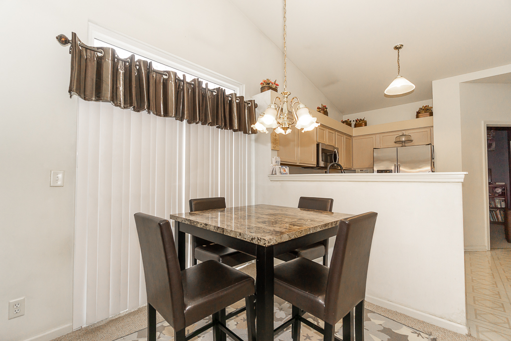 23313 W Odessa Court #23313, Plainfield, IL 60544