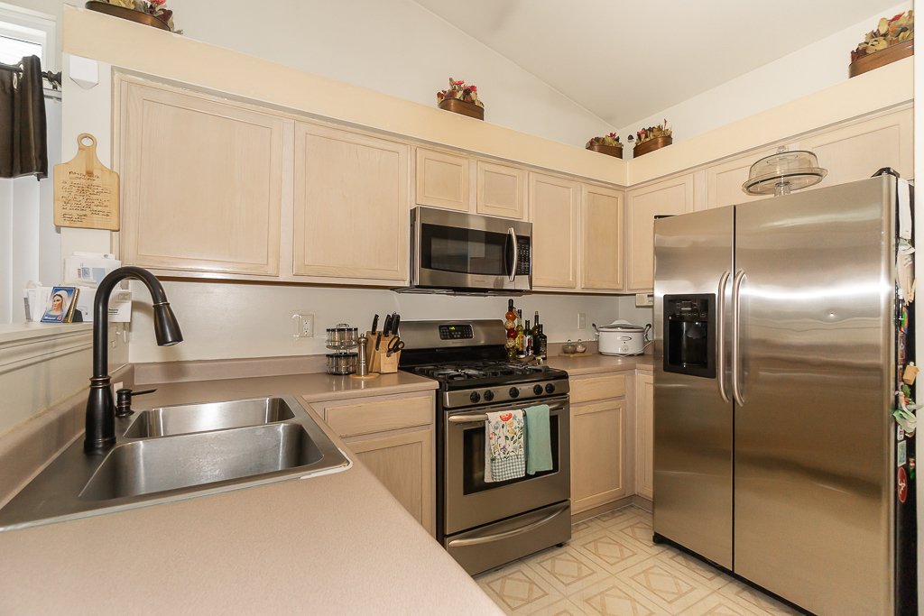 23313 W Odessa Court #23313, Plainfield, IL 60544