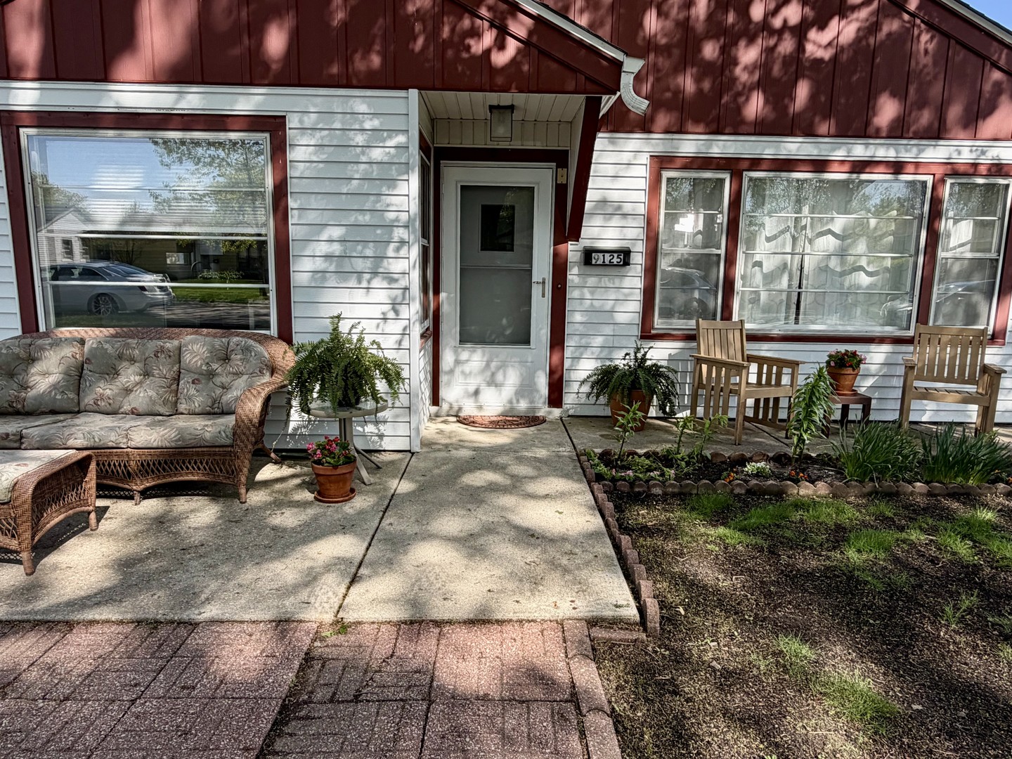 9125 S 51st Avenue, Oak Lawn, IL 60453