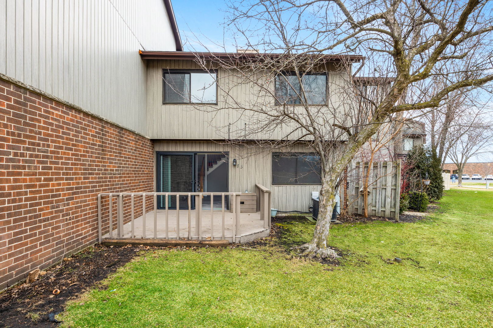 73 CENTURY Drive, Roselle, IL 60172