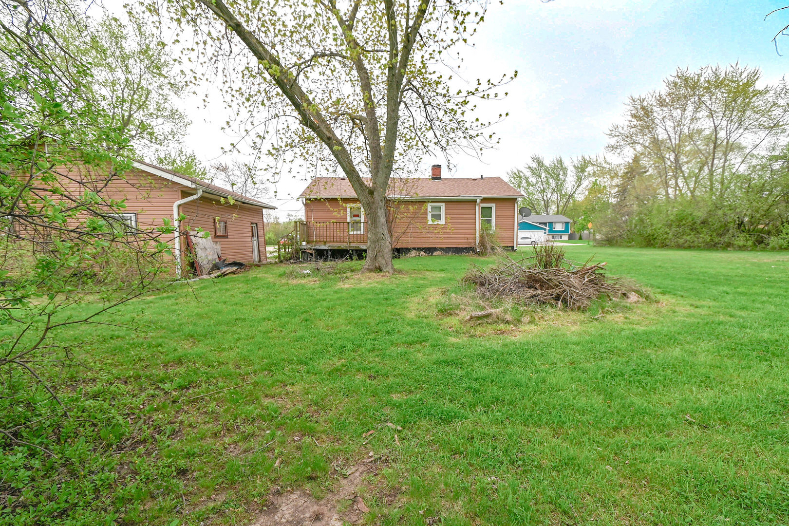 2710 30th Street, Zion, IL 60099